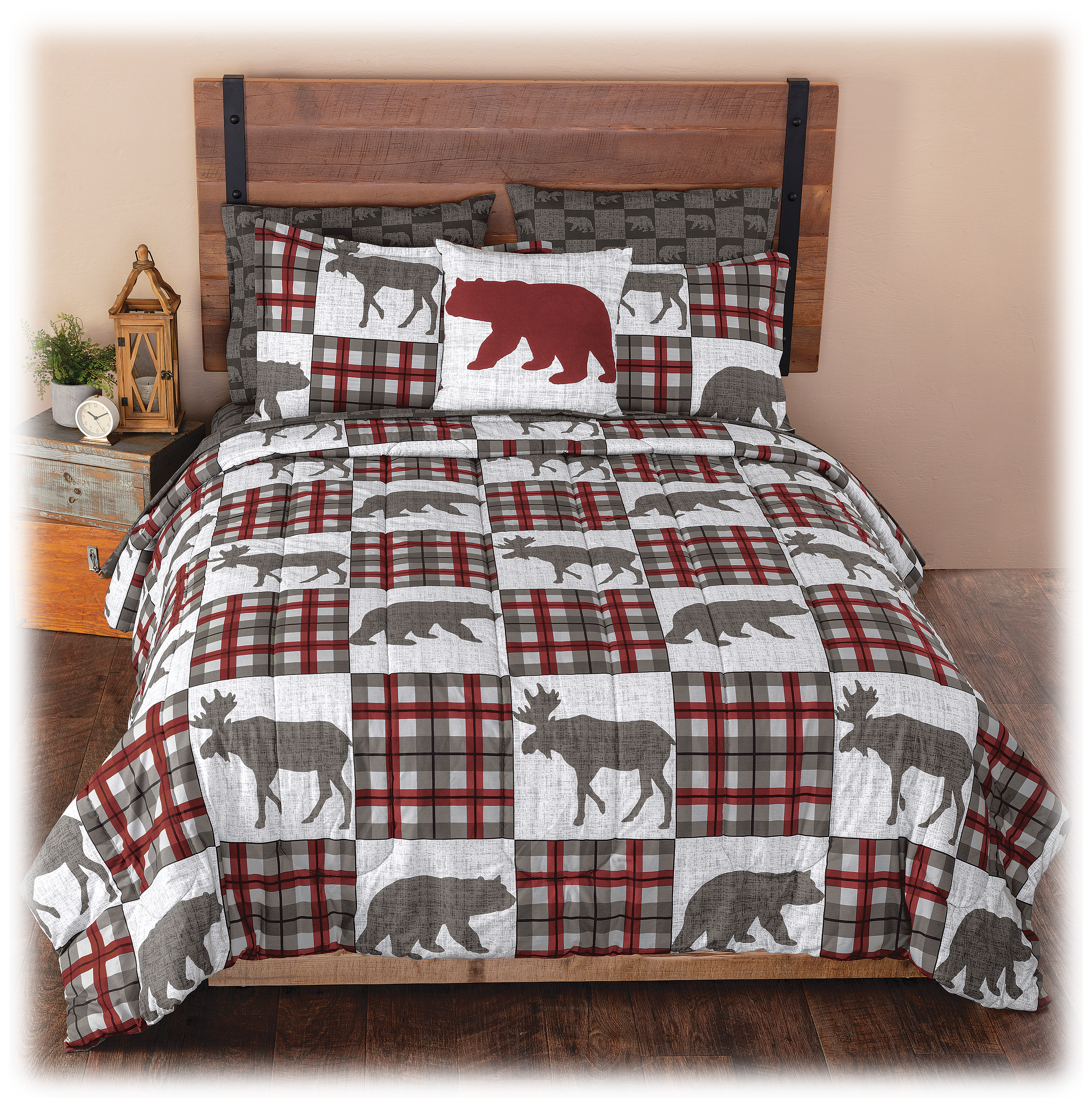 Image of White River Home Alaskan Wildlife Collection Complete Bed Set - Queen