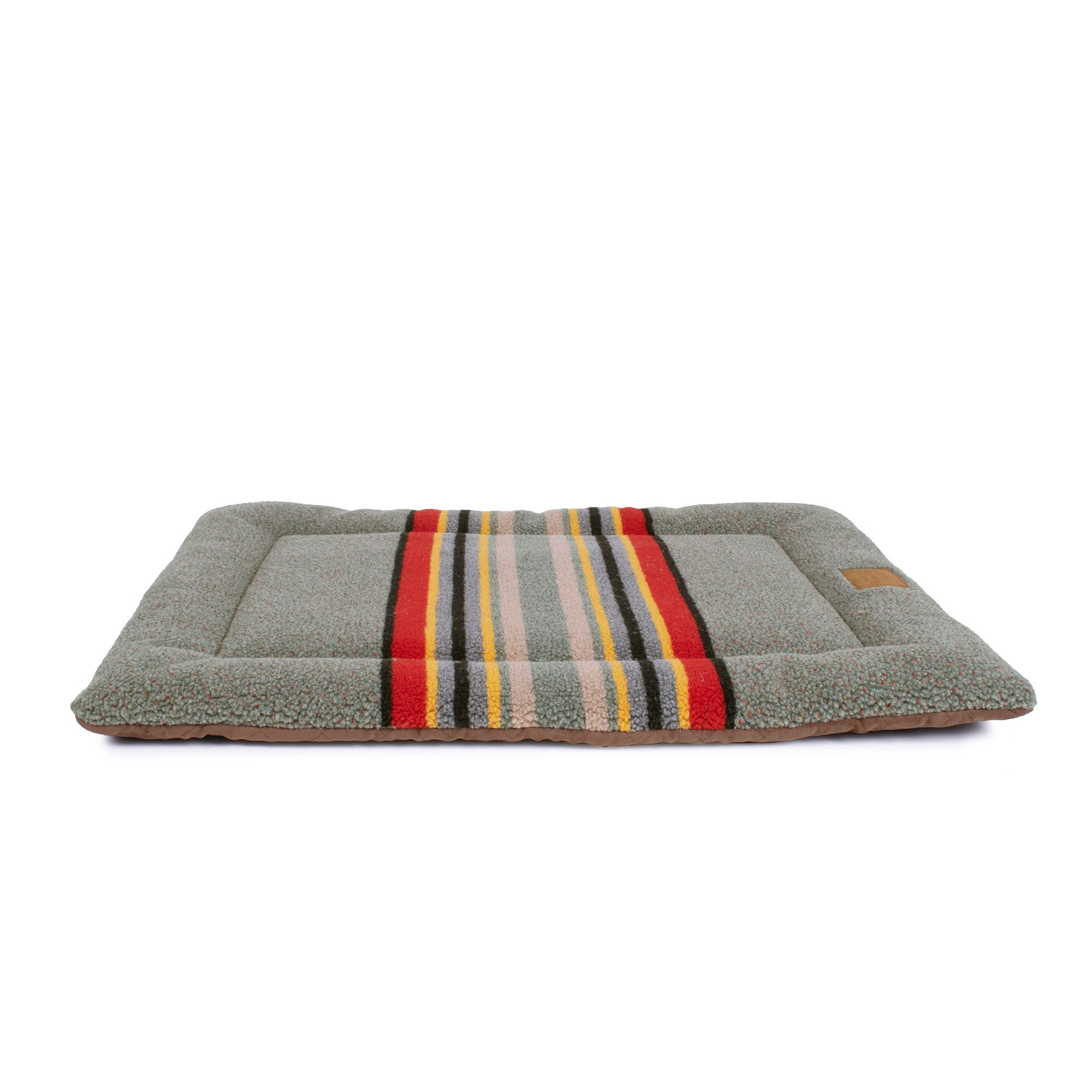 Pendleton Pet Vintage Camp Comfort Pet Cushion - Heather Green - Small - Pendleton Pet