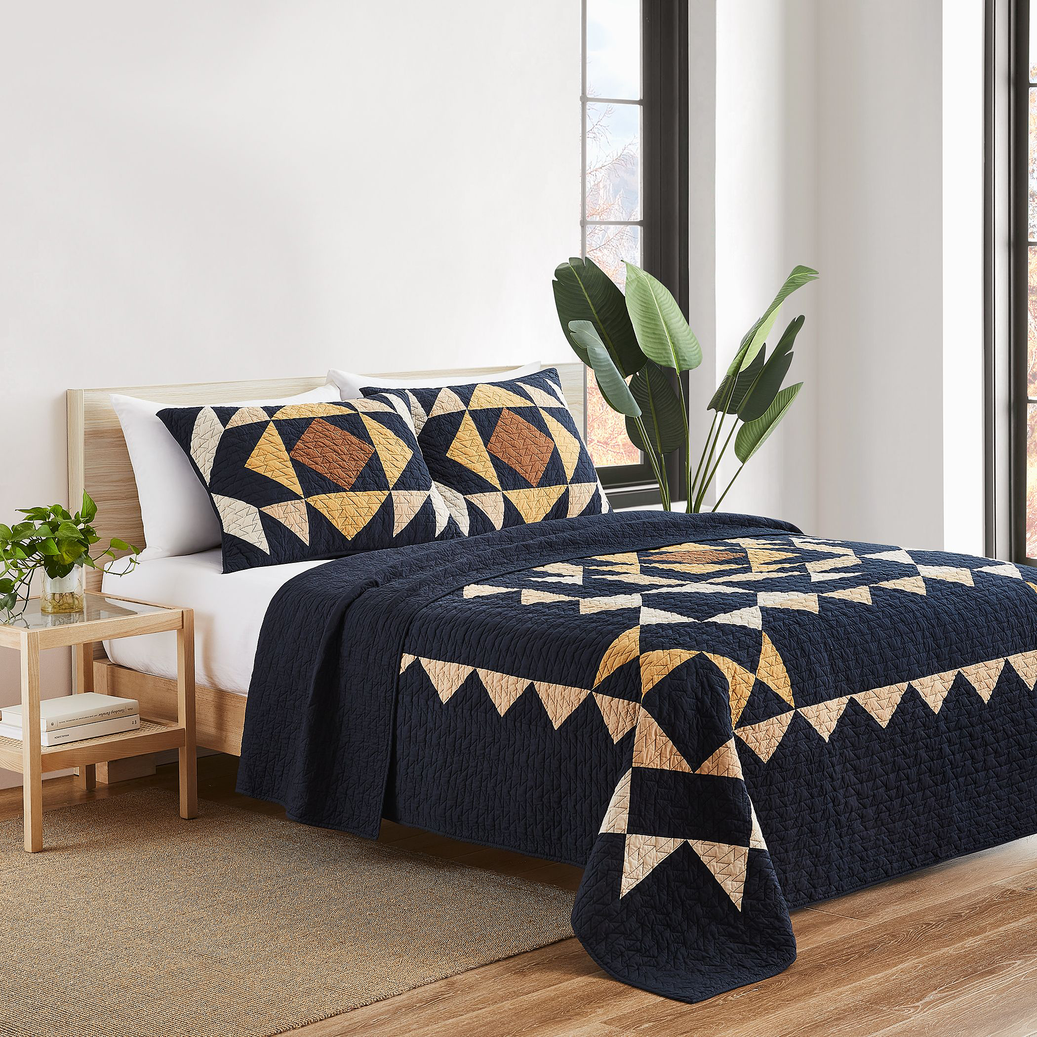 Pendleton Lace River Pieced Quilt Set - Full/Queen