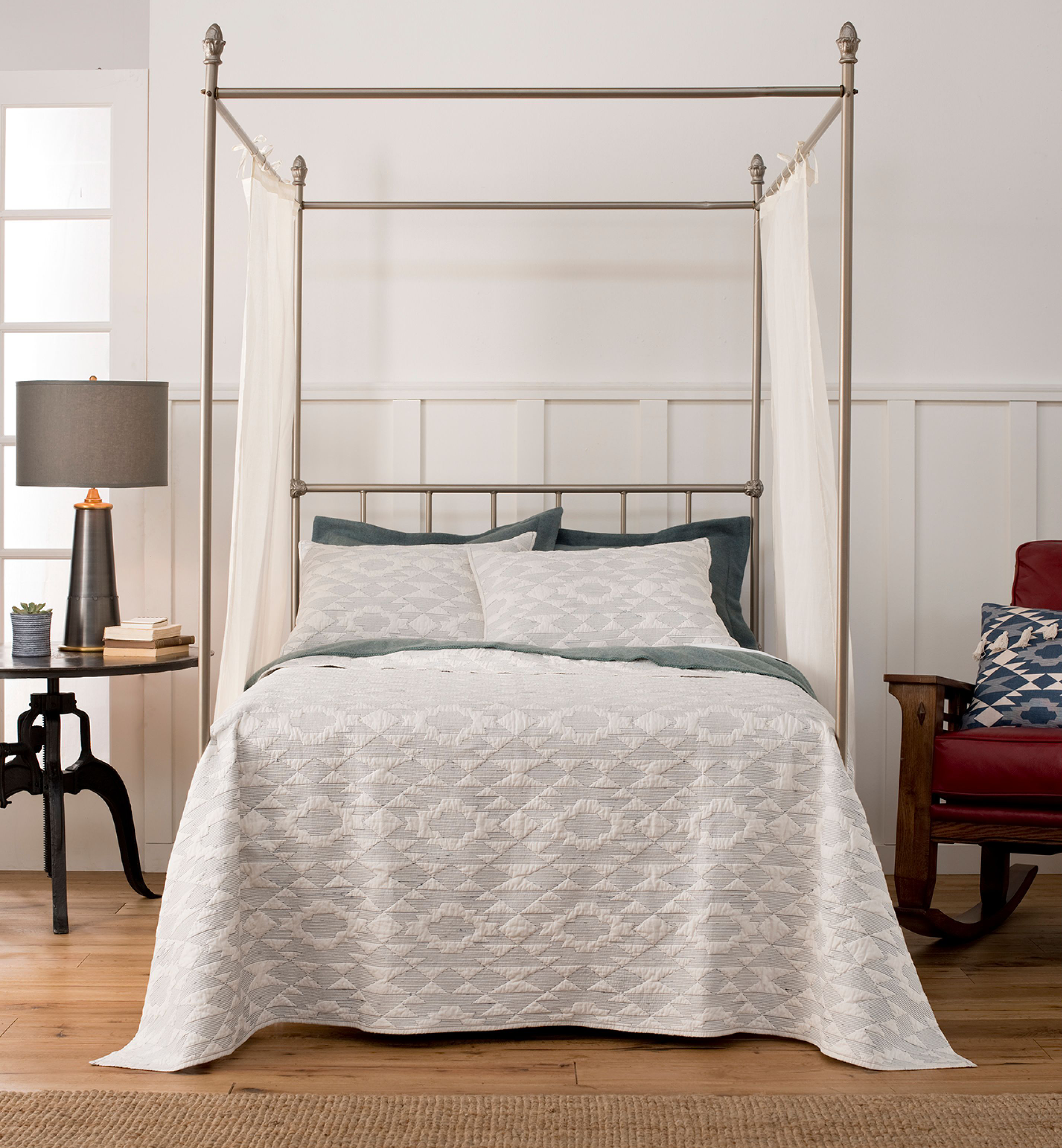 Pendleton Yuma Star Quilted Coverlet Set - Full/Queen