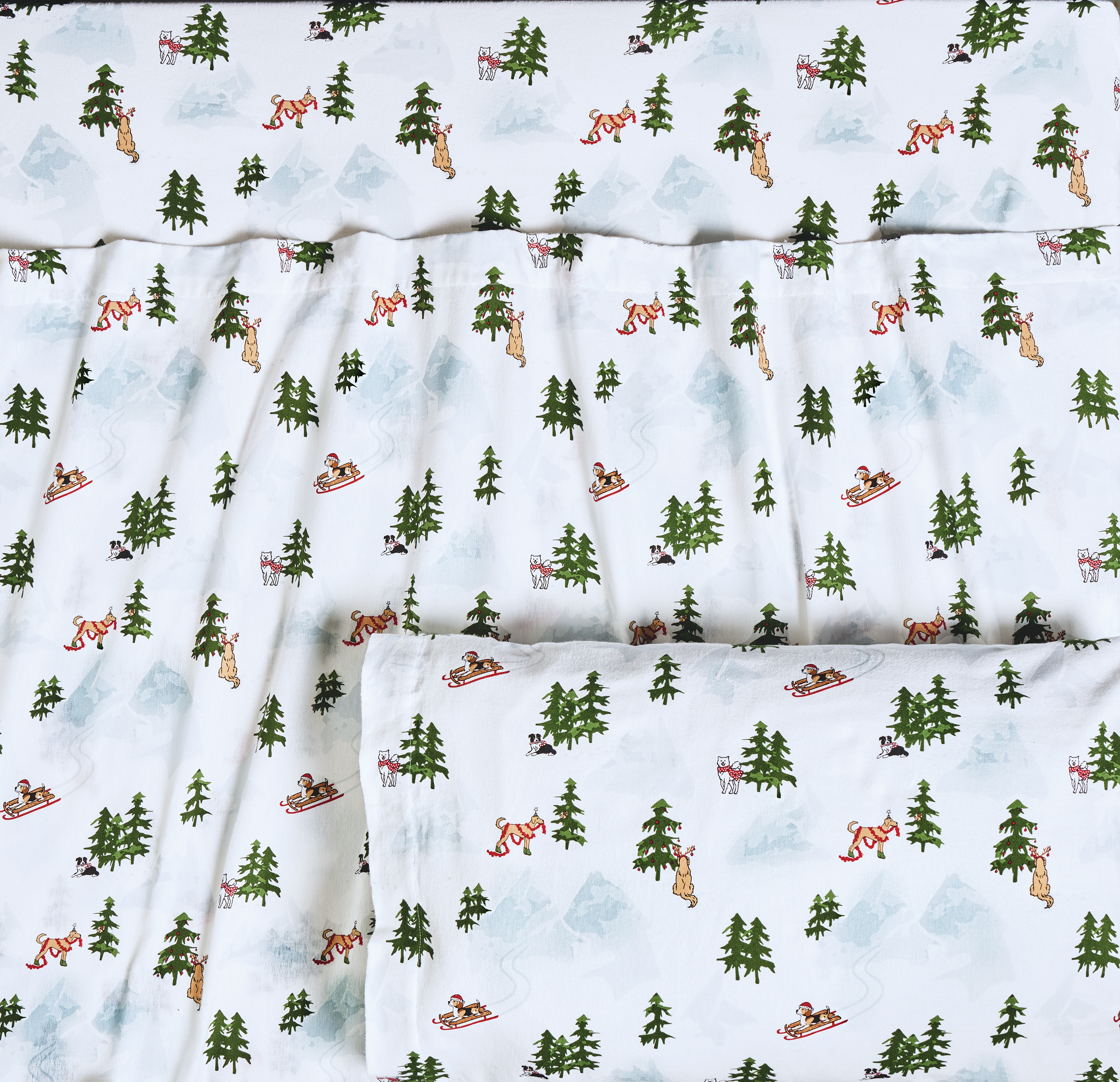 White River Home Christmas Canines Flannel Sheet Set - Queen