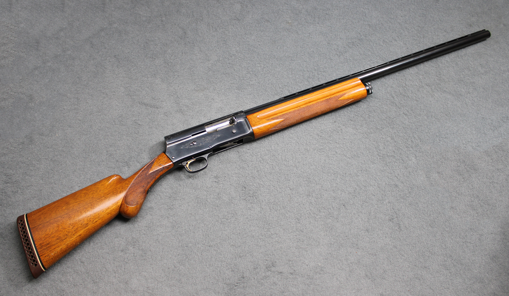 Browning ~ Light Twelve ~ 12 Gauge - Browning