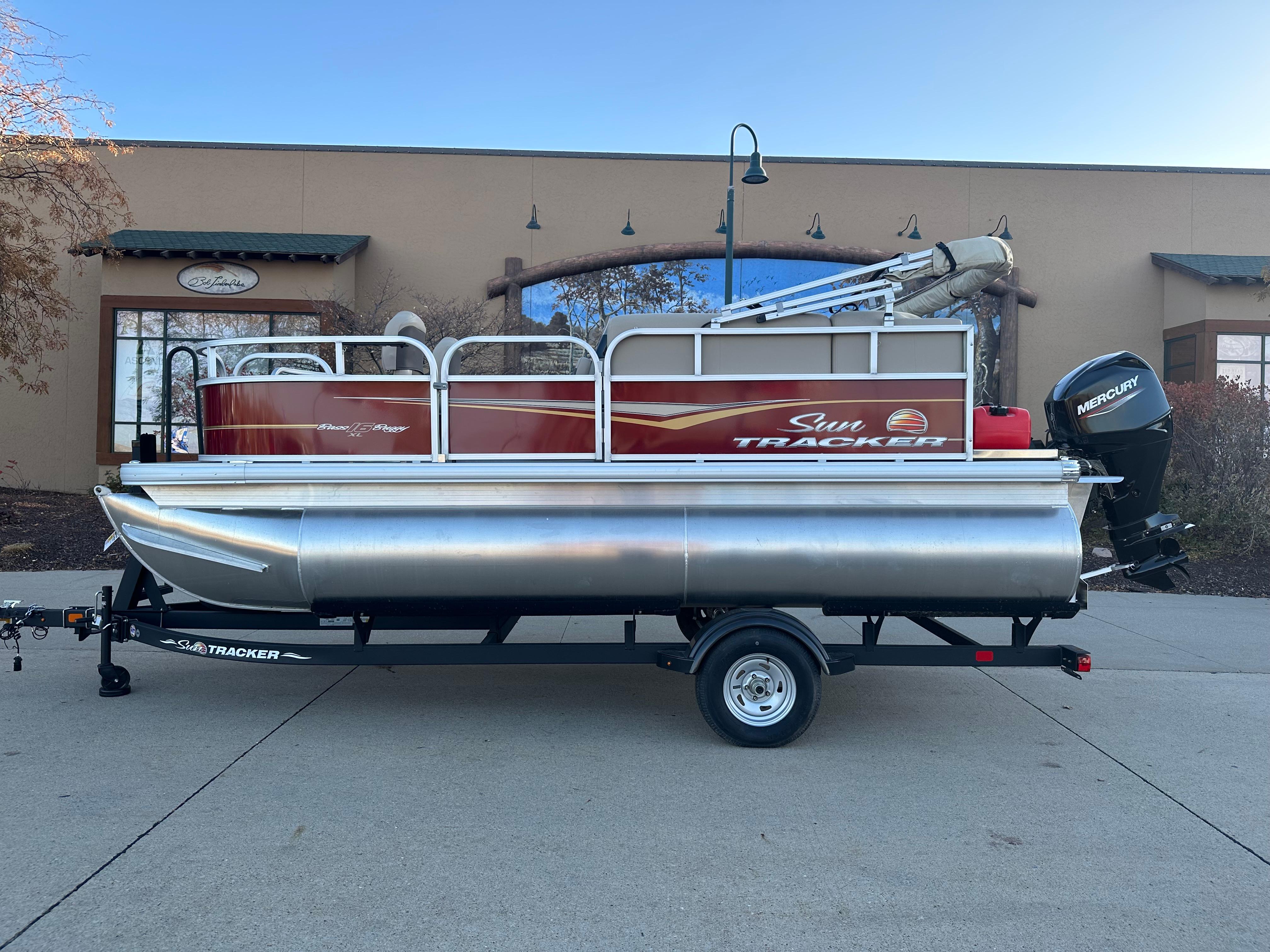 2025 SUN TRACKER BASS BUGGY 16 XL SELECT - SUN TRACKER