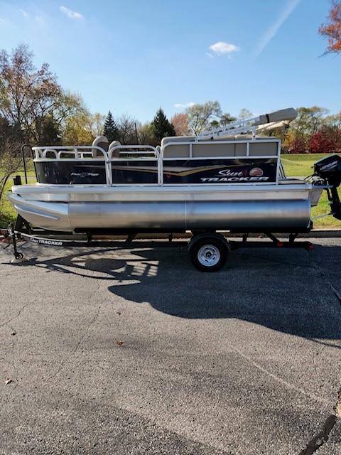 2025 SUN TRACKER BASS BUGGY 16 XL SELECT - SUN TRACKER