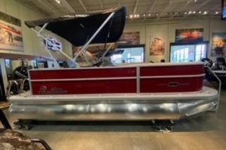 2026 SUN TRACKER PARTY BARGE 18 DLX - SUN TRACKER