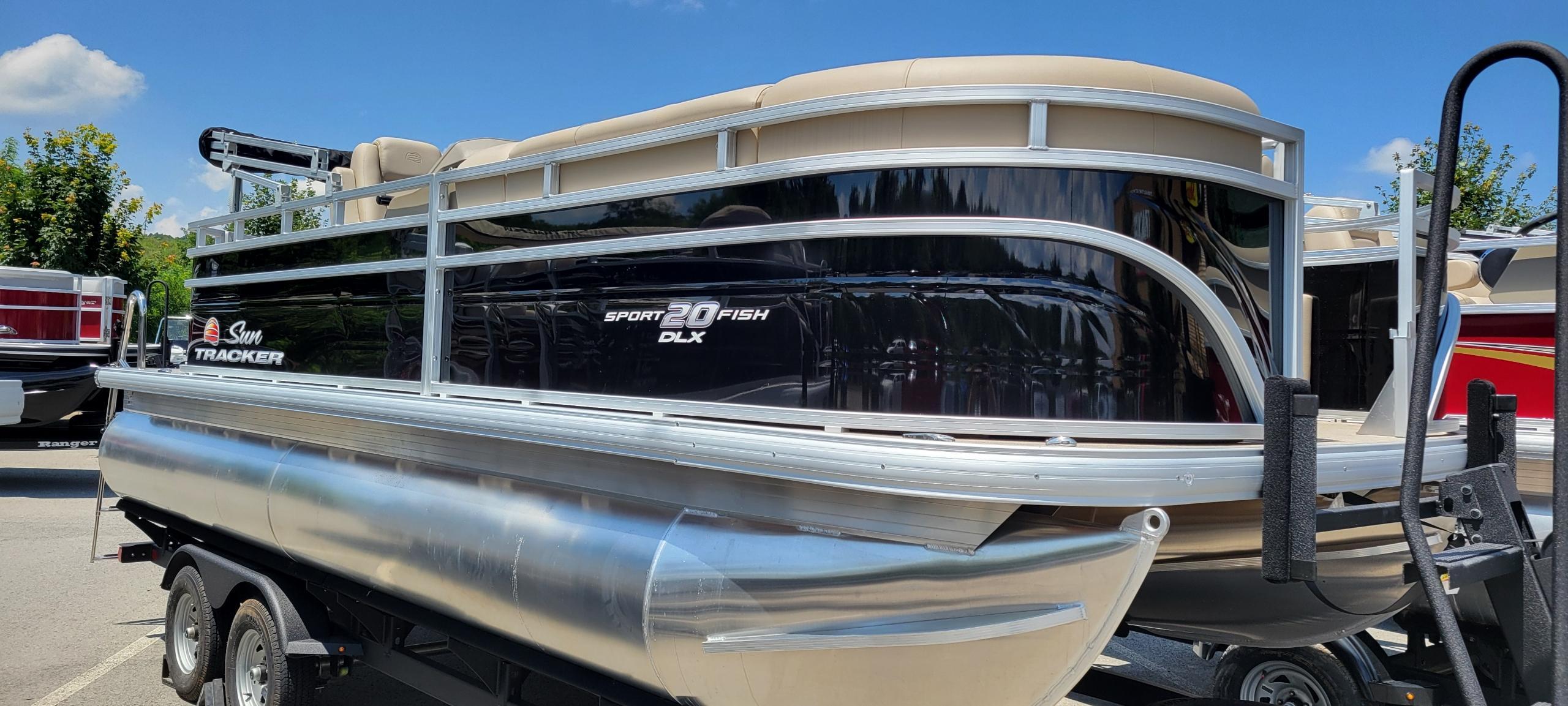 2025 SUN TRACKER SPORTFISH 20 DLX - SUN TRACKER