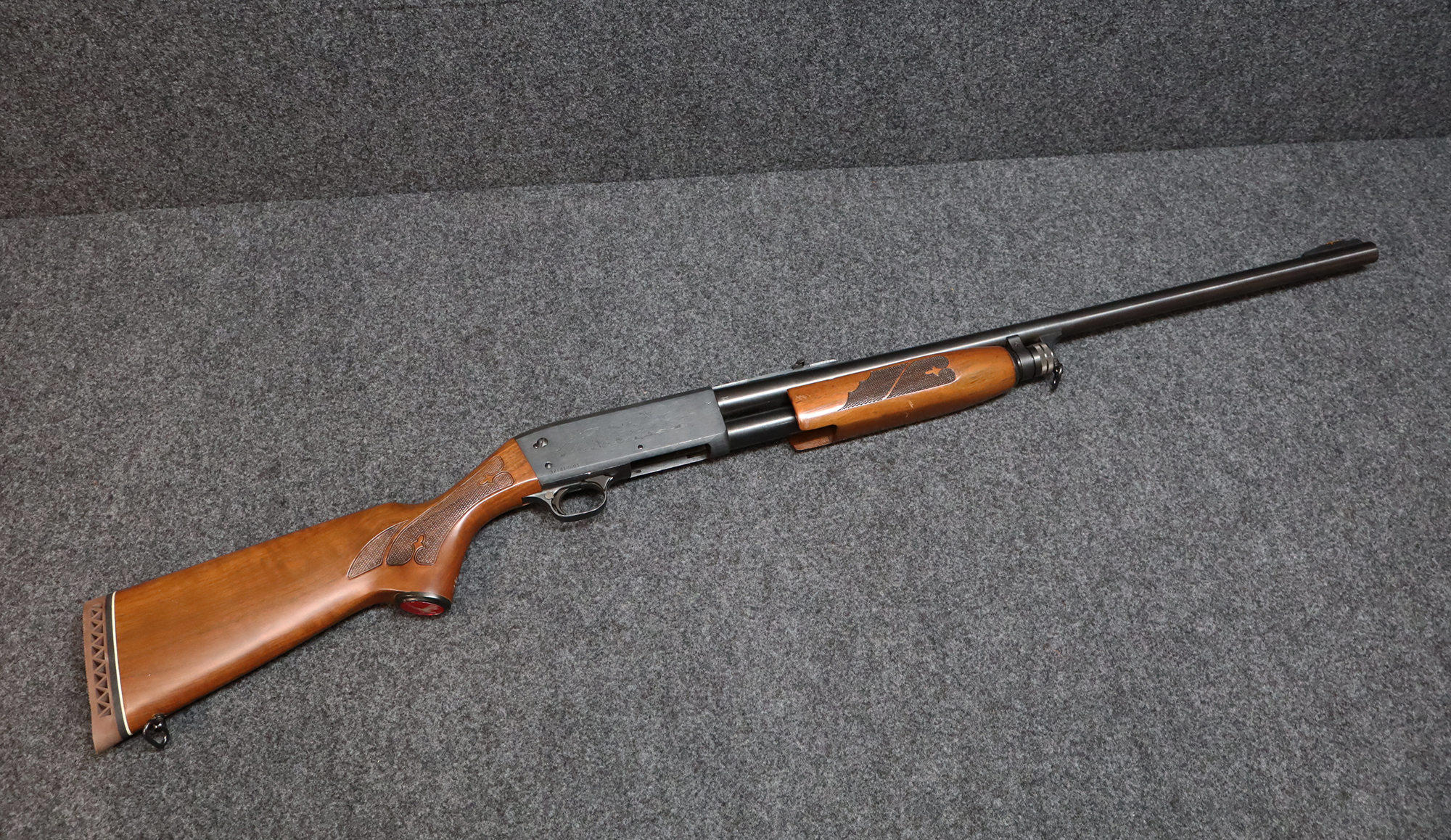 Ithaca ~ Model 37 ~ 12 Gauge (4979173)