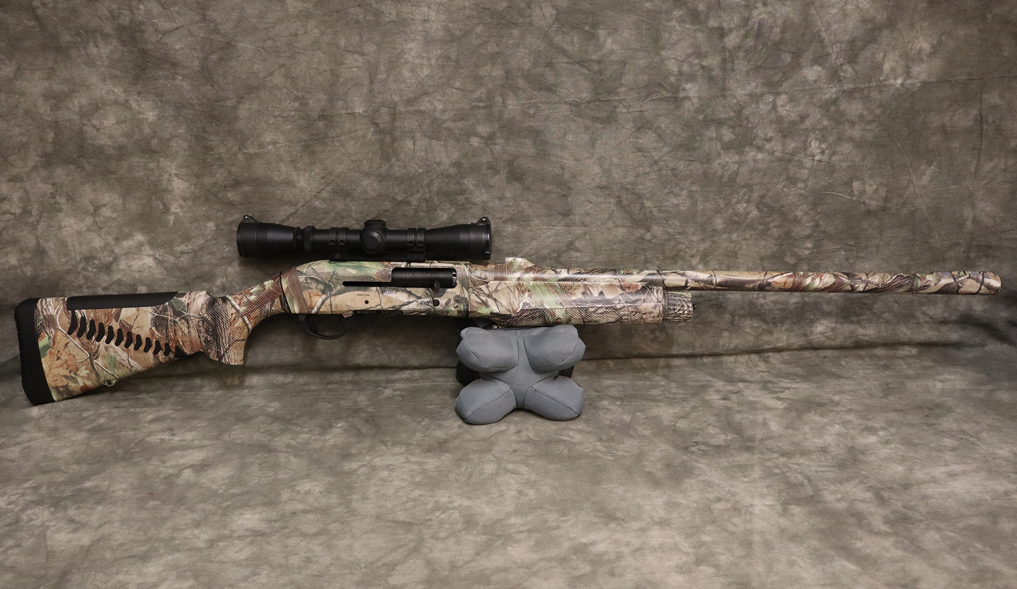 Benelli~M2~12 Gauge