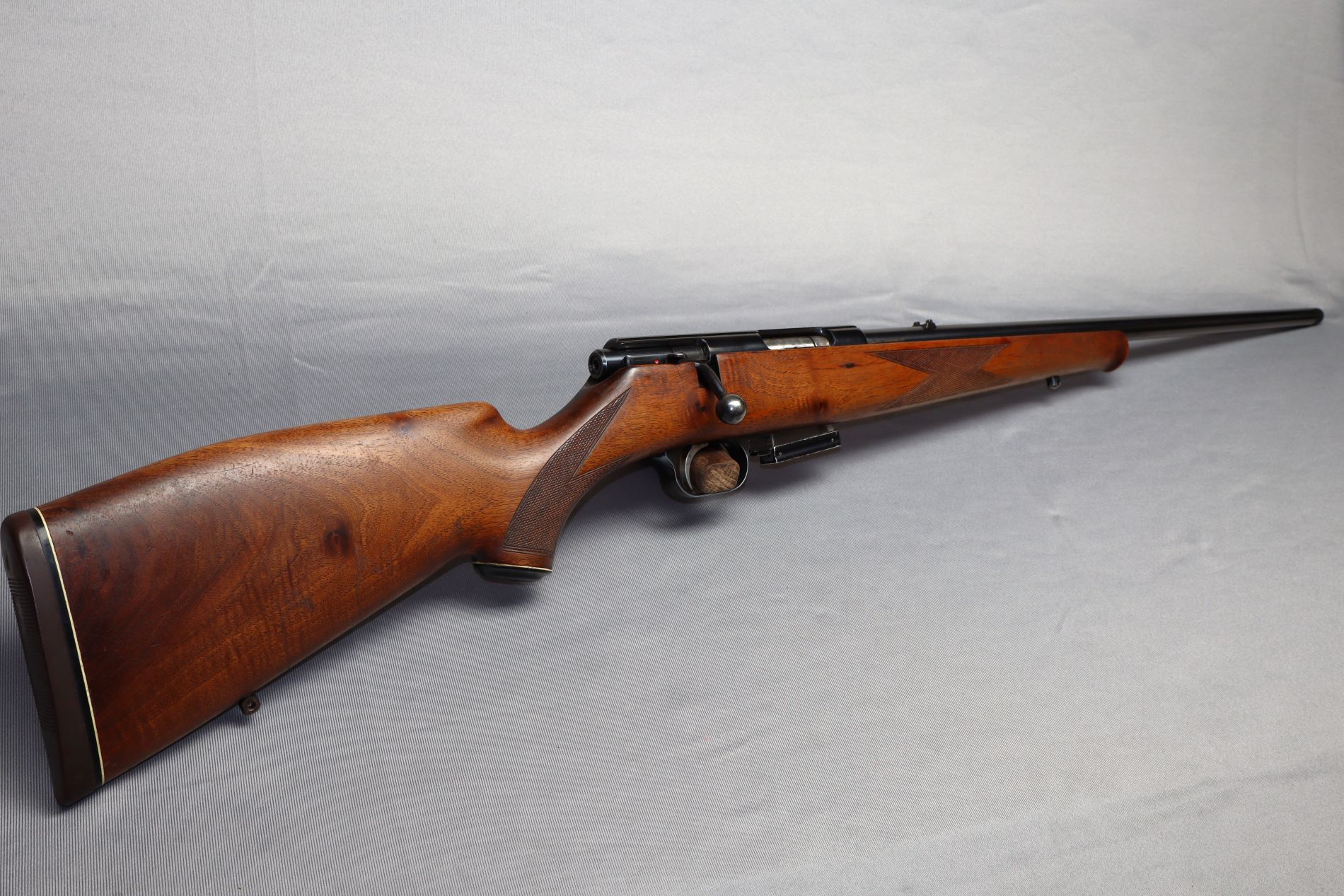 Weihrauch ~ HW60J ~ .222 Remington