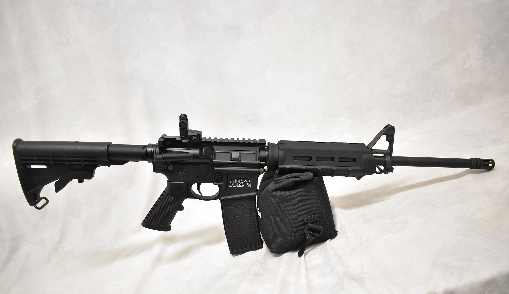 Smith &Wesson ~ M&ampP-15 ~ 5.56 NATO