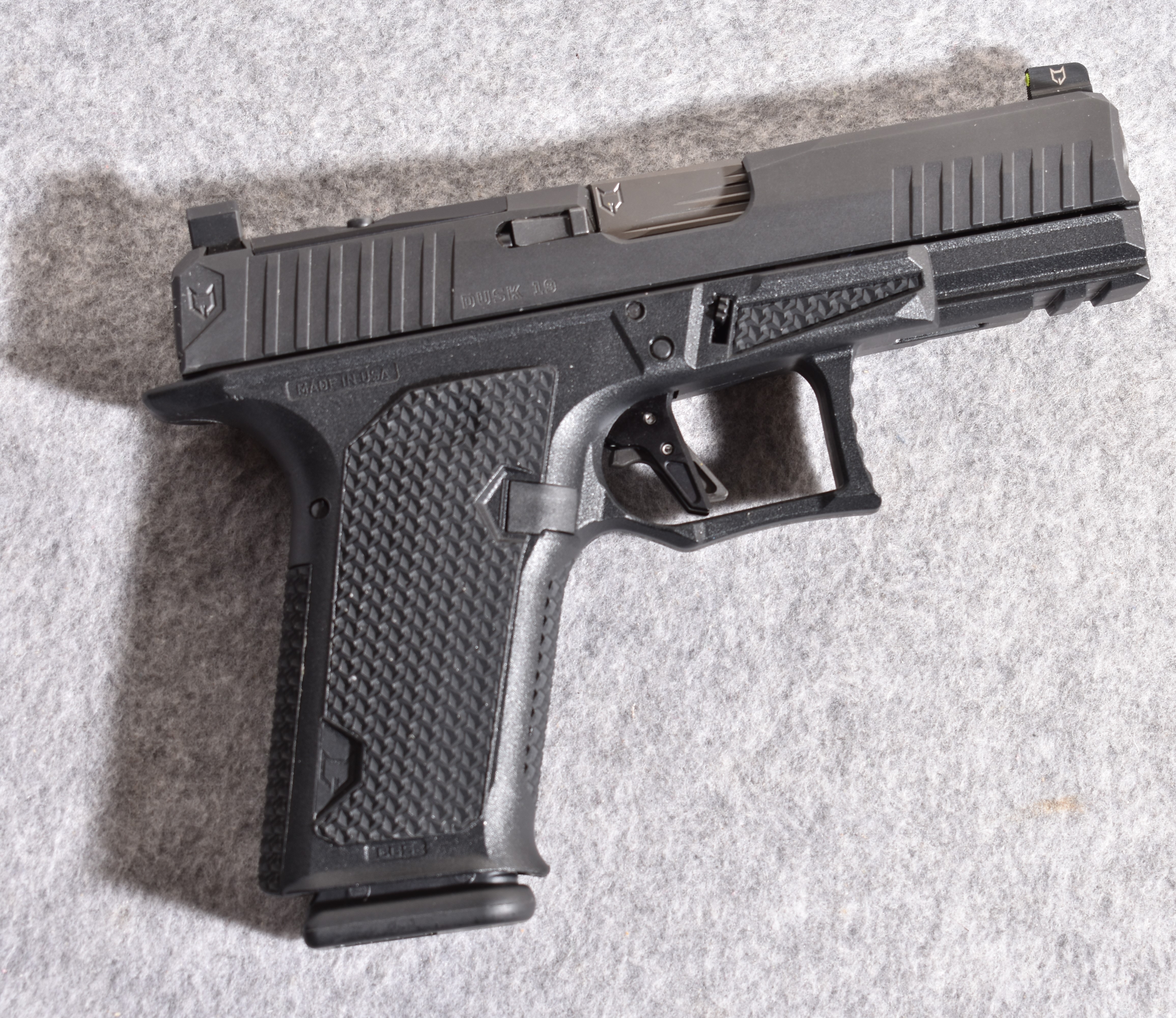 Lone Wolf Arms Lone Wolf arms Dusk 19 9MM Luger Semi-Auto Pistol - $619.99 at Cabela's Program