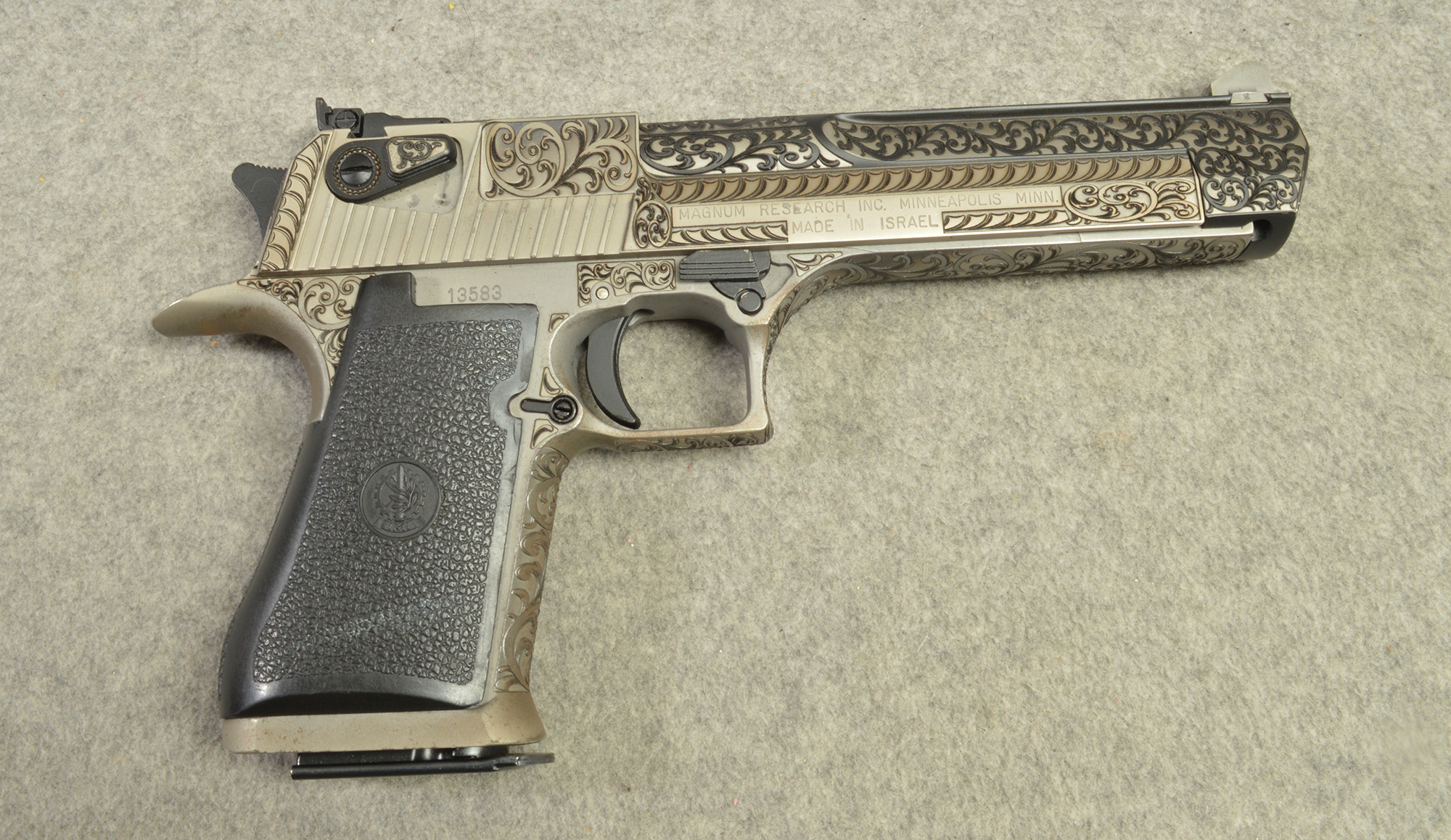 Magnum Research ~ Desert Eagle ~ .357 Magnum
