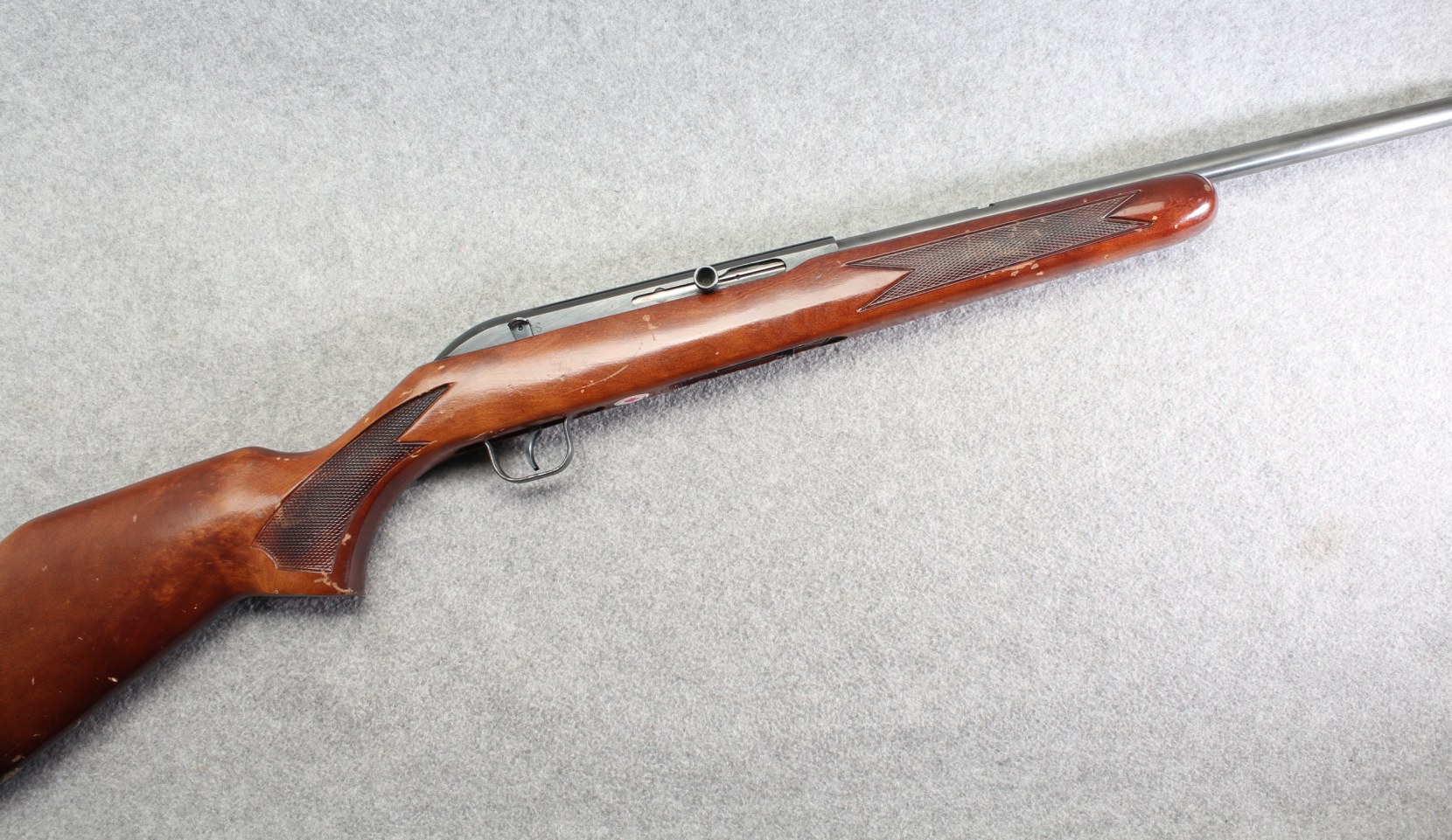 Lakefield Arms ~ 954L.S. ~ .22 LR