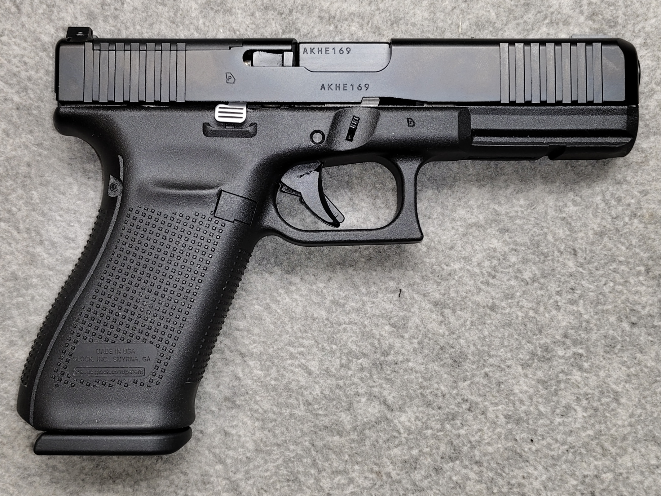 GLOCK ~ 21 GEN 5 ~ .45 ACP