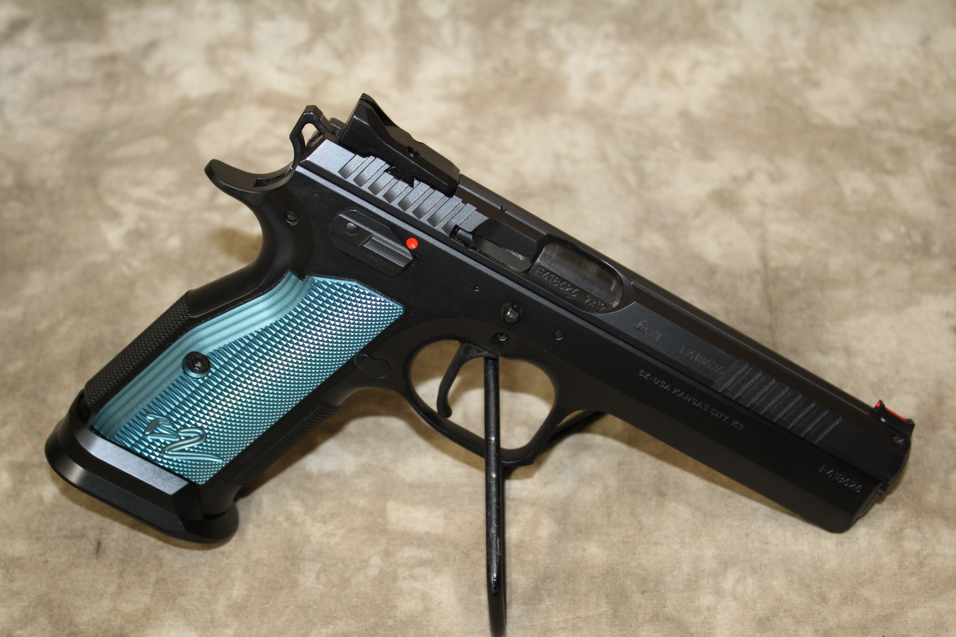 CZ~TS 2~9mm Luger