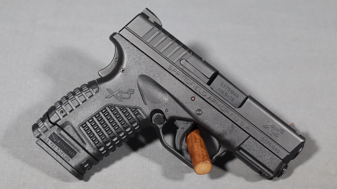 Springfield~XDS-9 3.3~9mm Luger