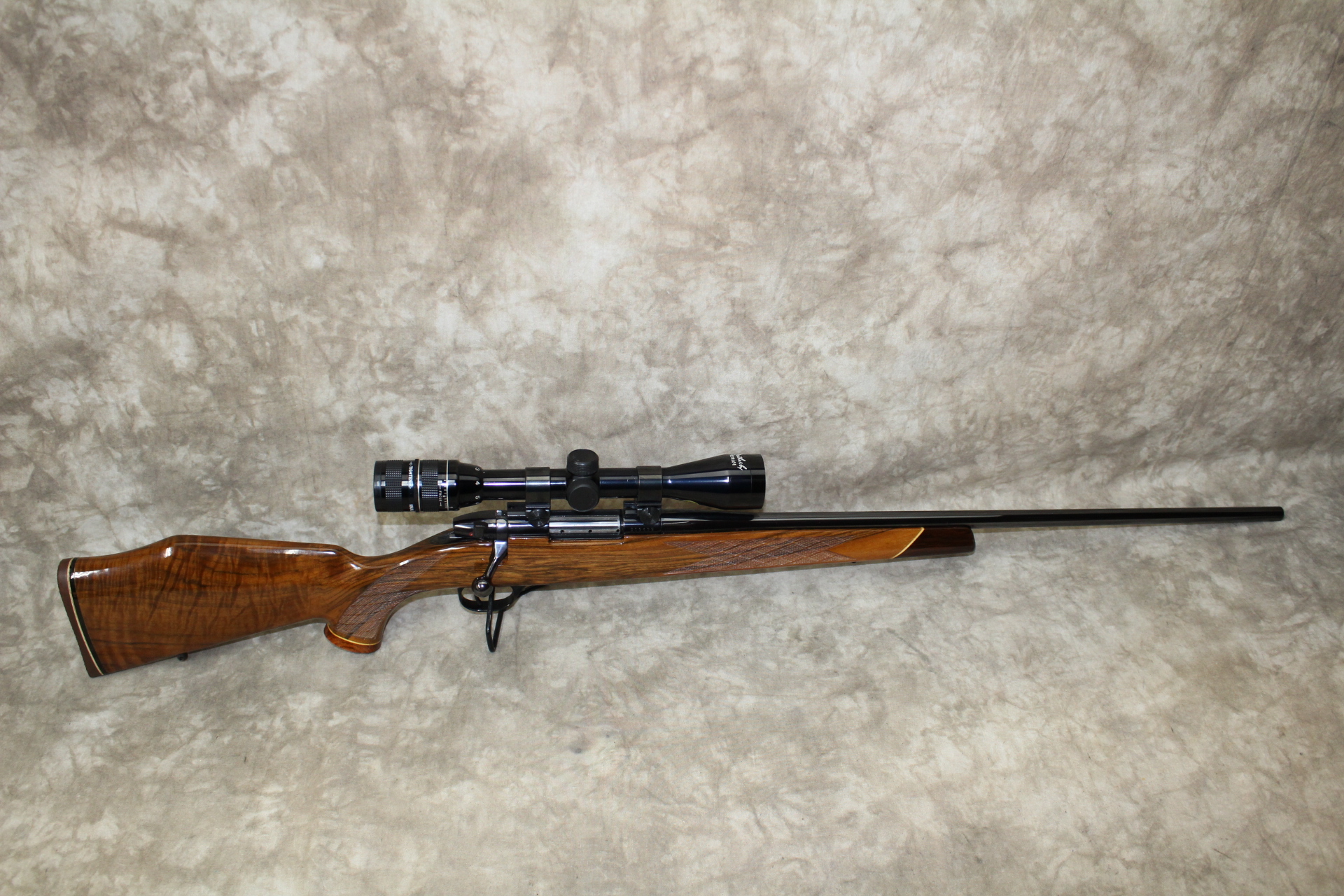 Weatherby~Mark V Varmint Master~.224 Weatherby Magnum