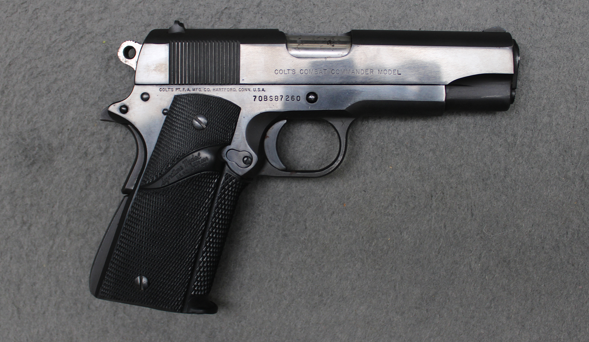 Colt ~ Combat Commander ~ .45 ACP