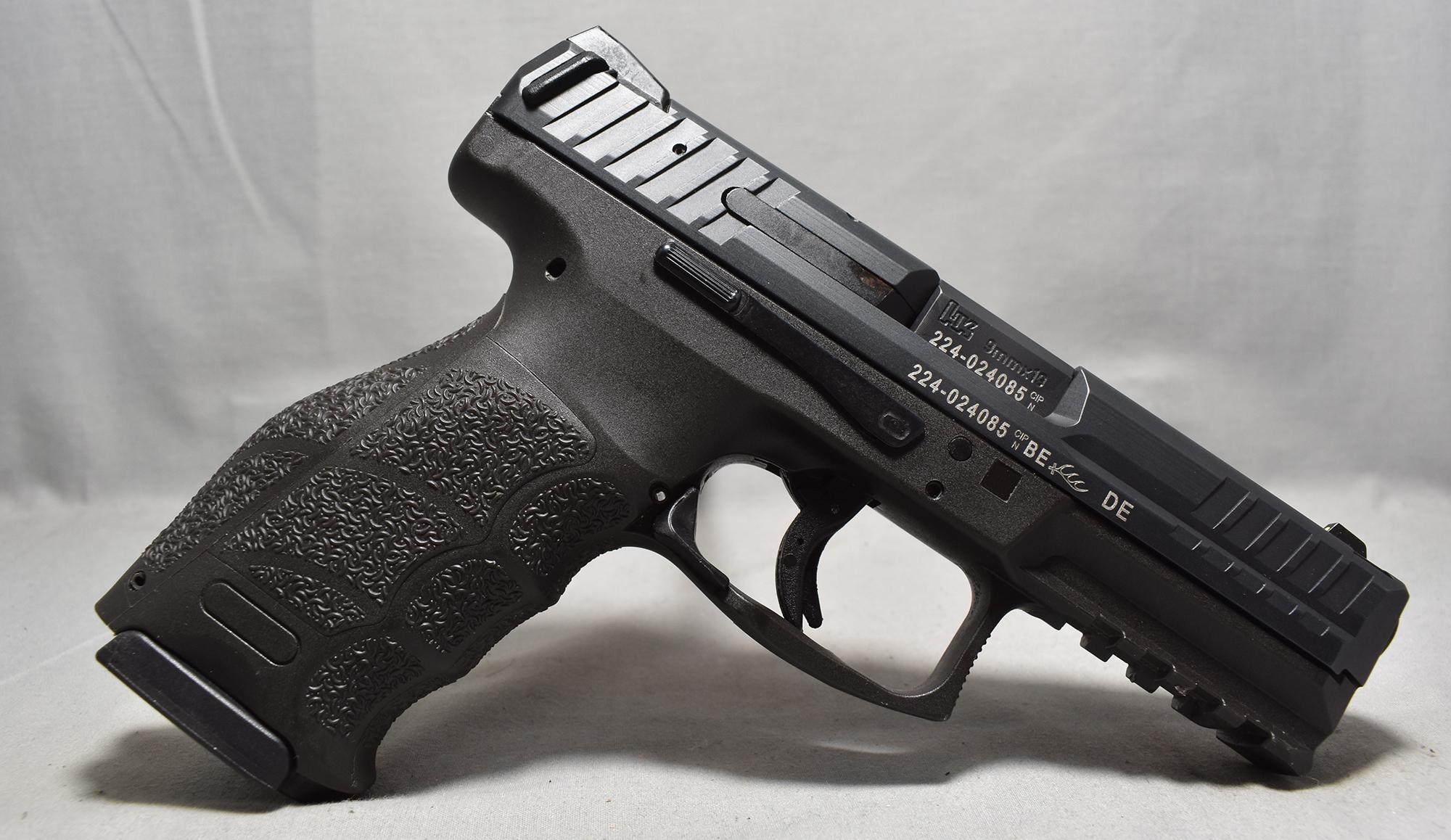 Heckler &Koch ~ VP9 ~ 9mm Luger
