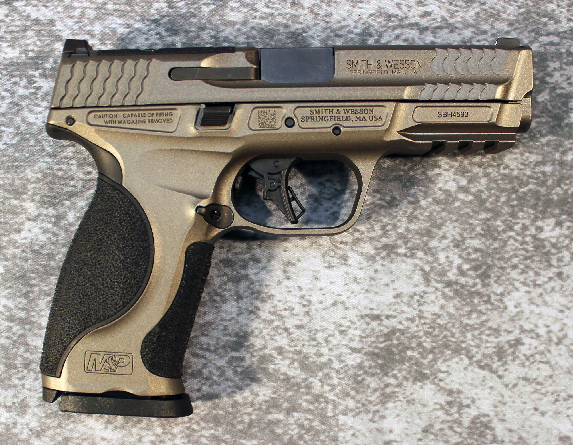 Smith &amp; Wesson Smith &amp;Wesson ~ M&amp;ampP 9 2.0 ~ 9mm - $724.99 at Cabela's Program
