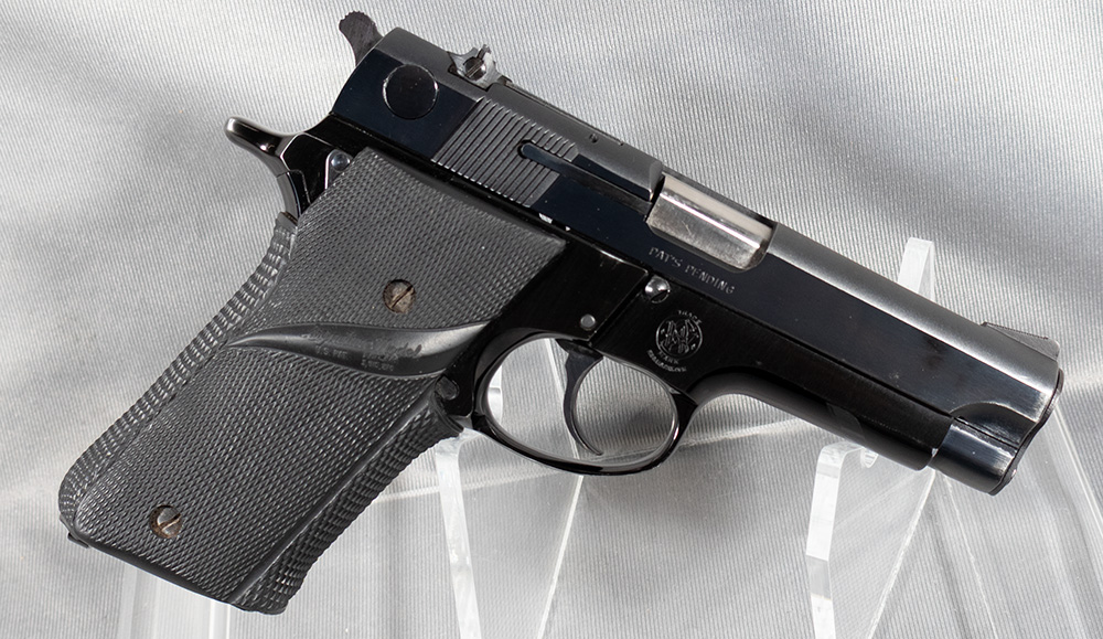Smith &Wesson ~ Model 59 ~ 9mm Luger