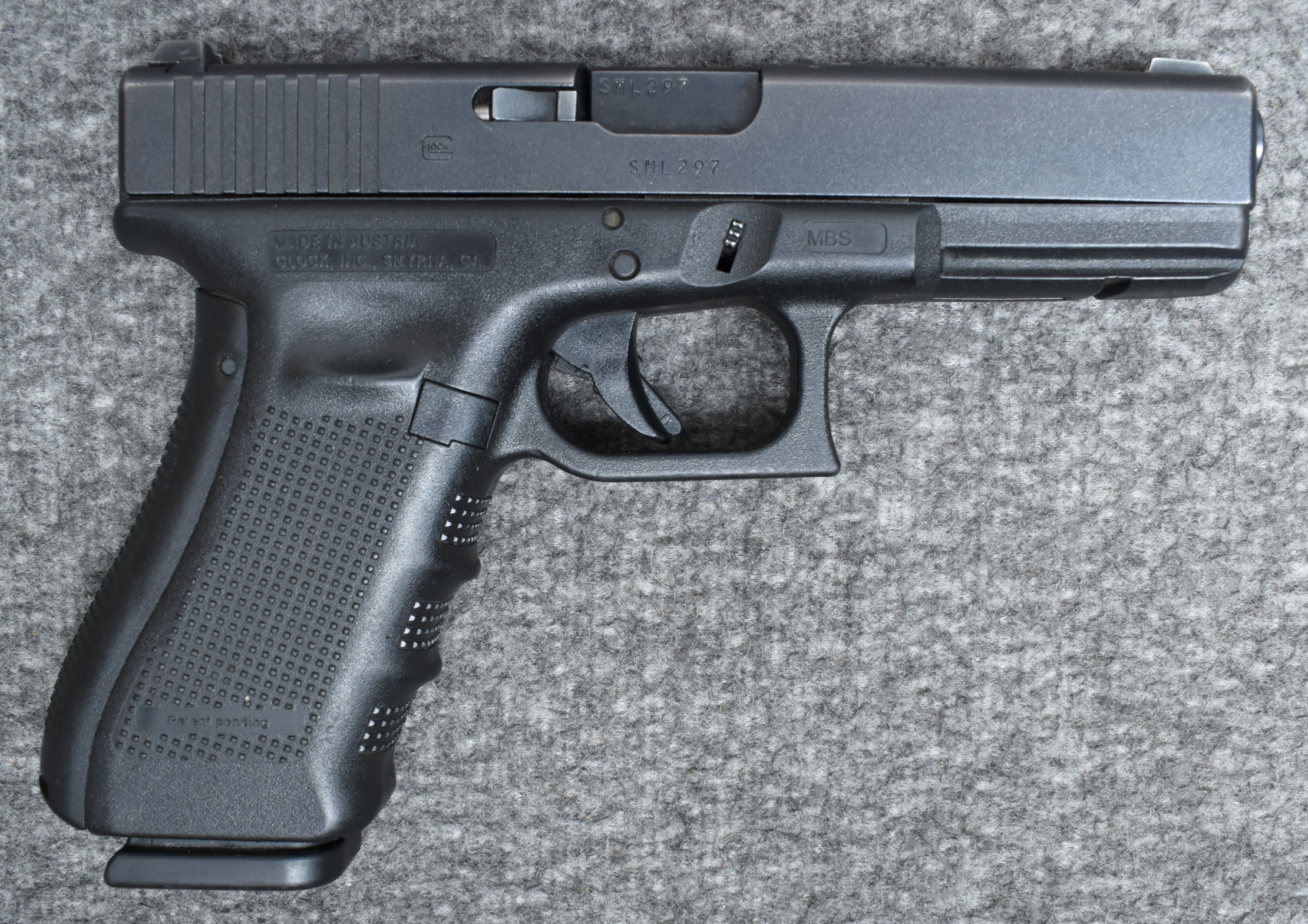 Glock ~22 Gen 4~ .40 Smith &Wesson