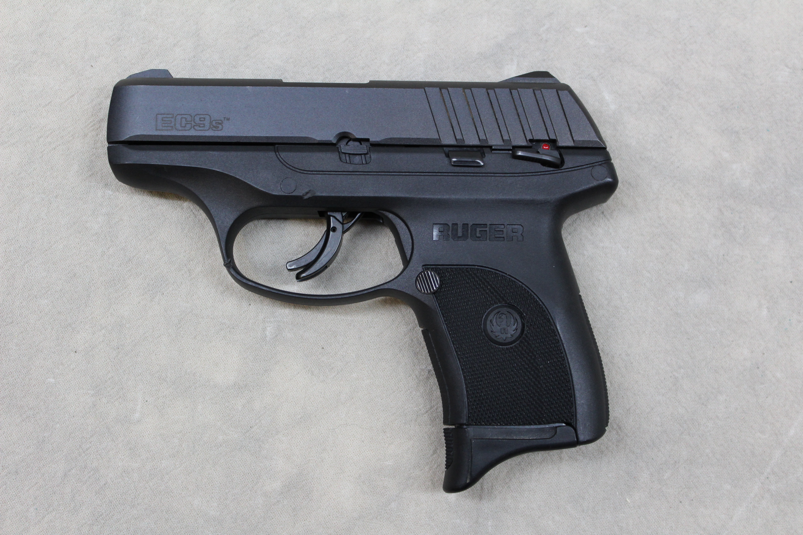 Ruger EC9S ~ 9mm Luger ~