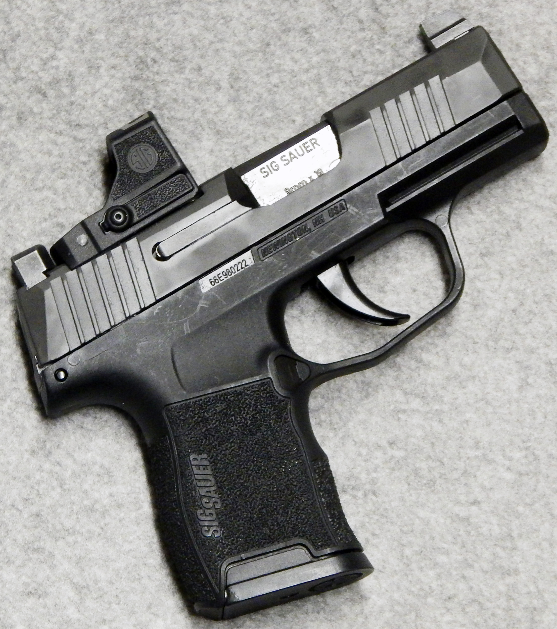 SIG Sauer ~ P365XR ~ 9 mm Luger.
