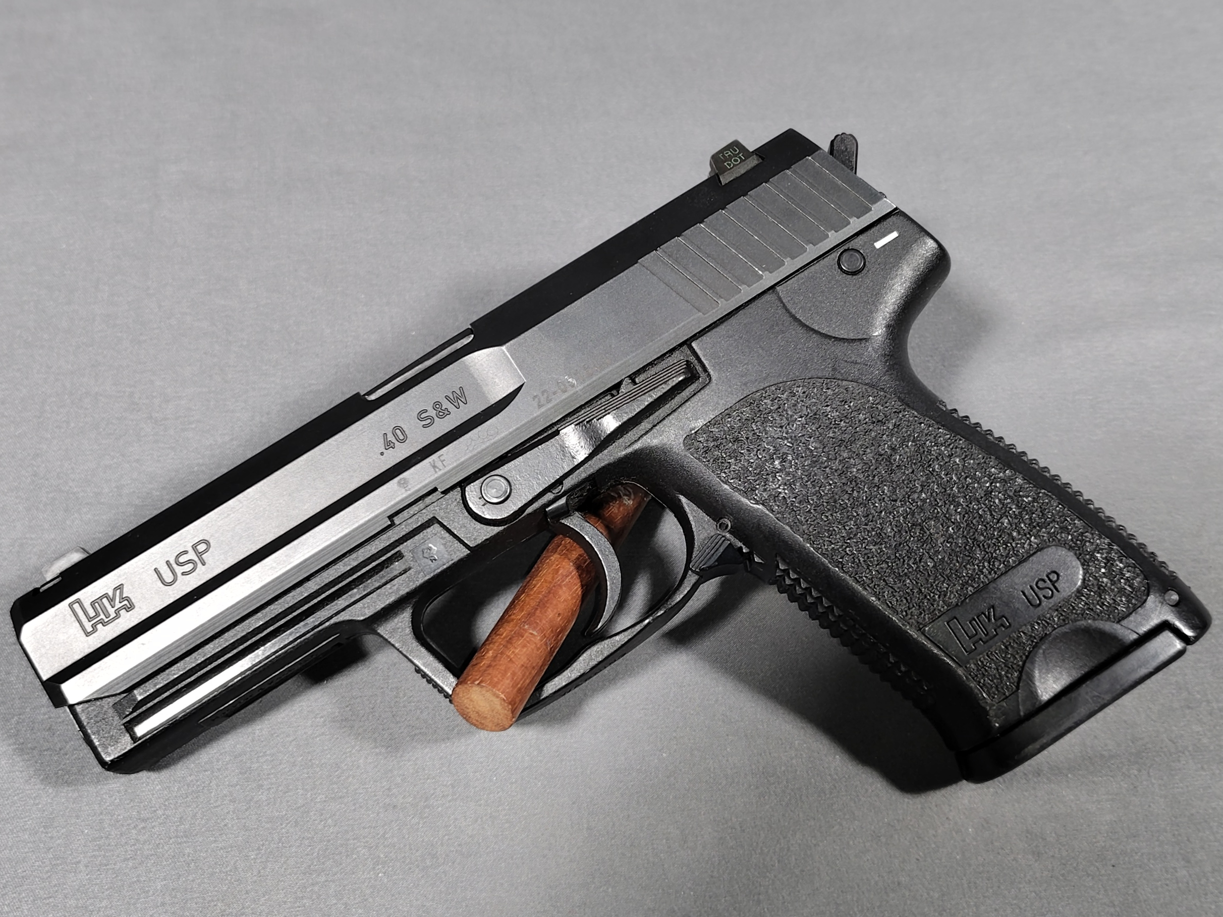 HECKLER &KOCH ~ USP ~ .40 S&ampW