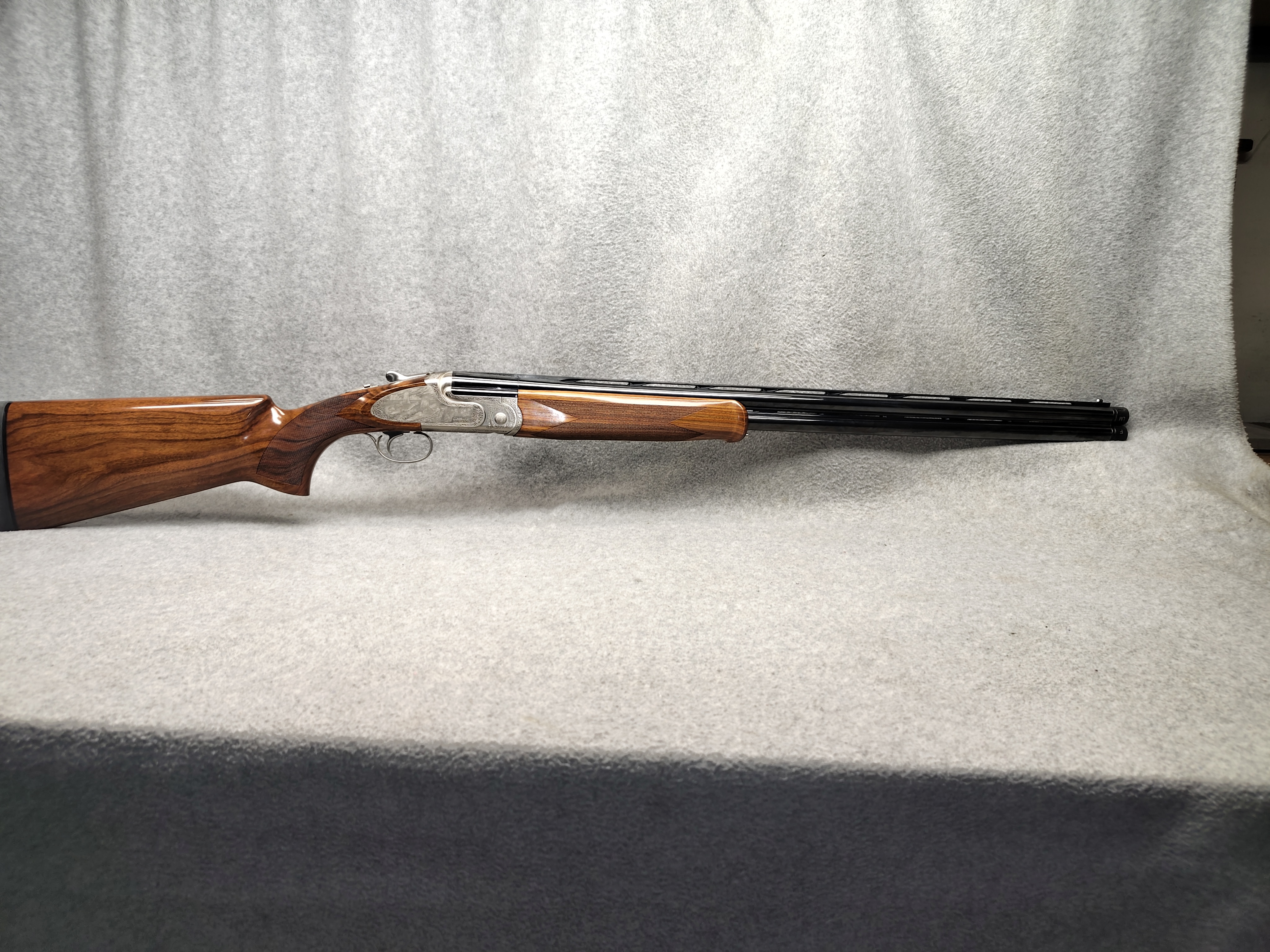 CAESAR GUERINI ~ MAGNUS ~ 12 Gauge