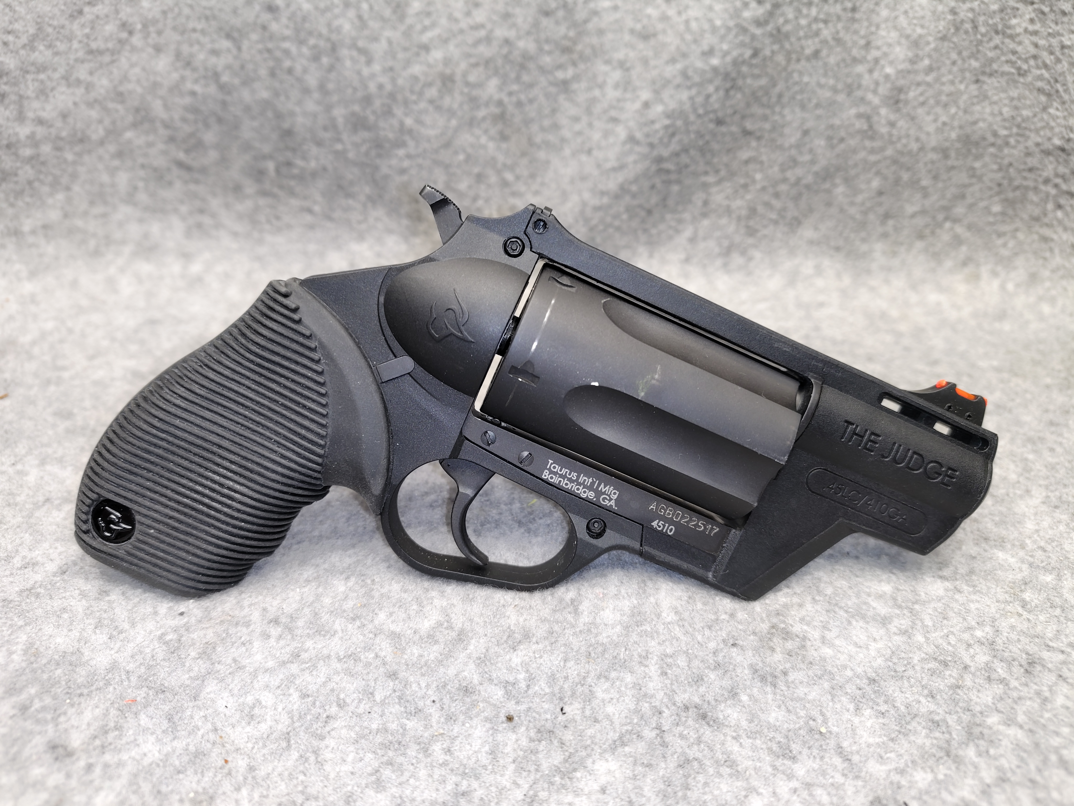 TAURUS ~ PUBLIC DEFENDER POLY ~ .45 Colt/410 Bore