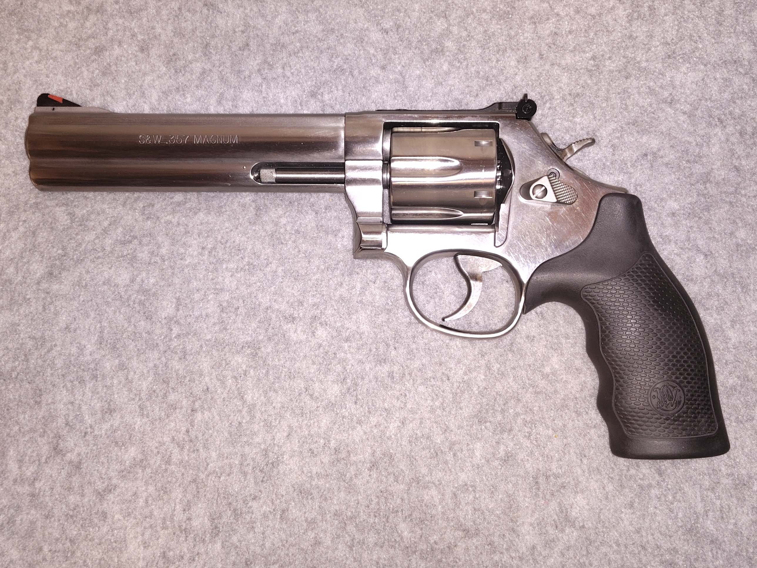 SMITH &amp;WESSON ~ 686-6 ~ .357 MAGNUM