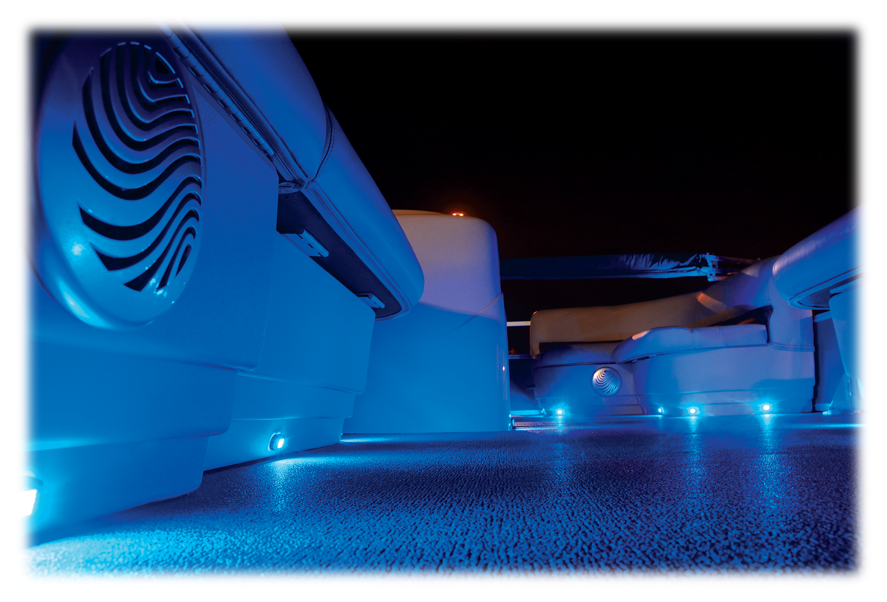 BASS PRO SHOPS LED Pontoon Deck Accent Kit
