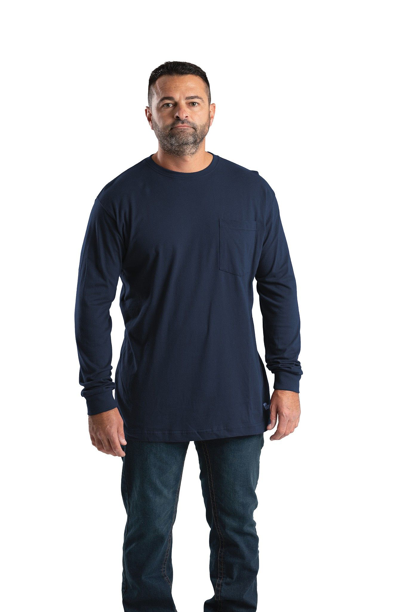 Image of Berne Heavyweight Long-Sleeve Pocket T-Shirt for Men - Navy