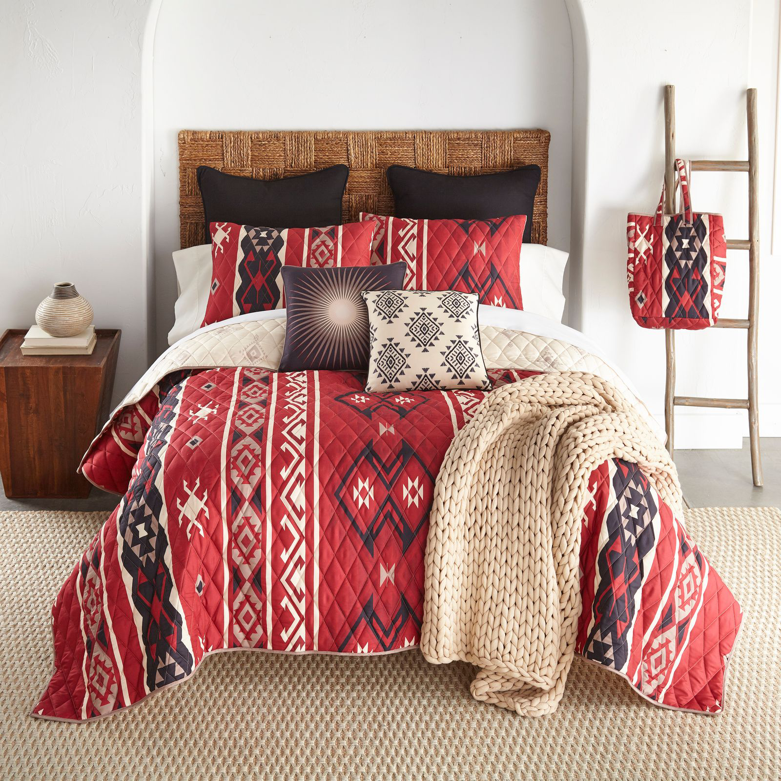 Image of Donna Sharp Mesa Bedding Collection Quilt Set - Queen