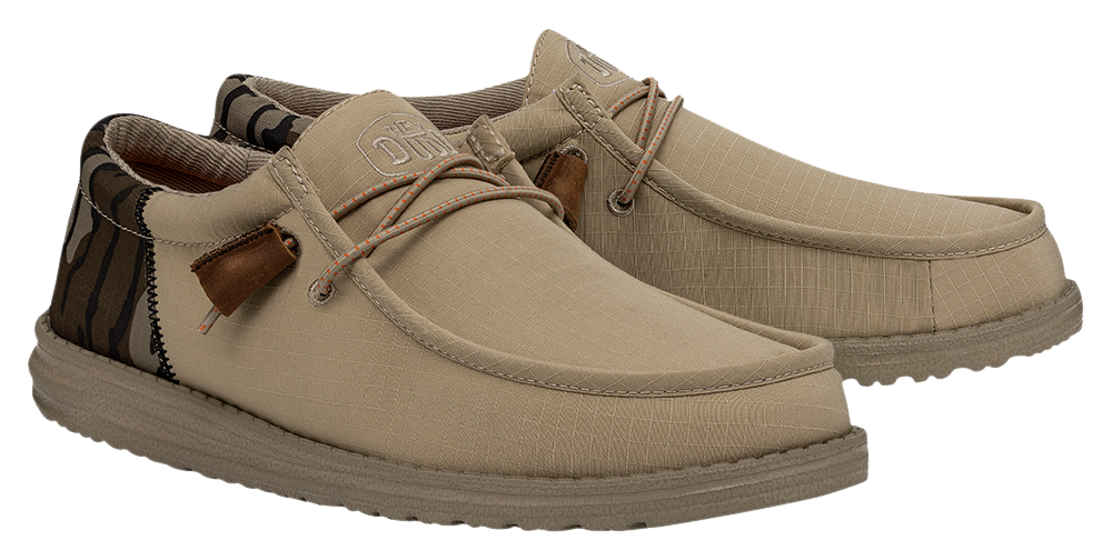 Image of HEYDUDE Wally Funk Mossy Oak Casual Shoes for Men - Mossy Oak Original Bottomland - 10M