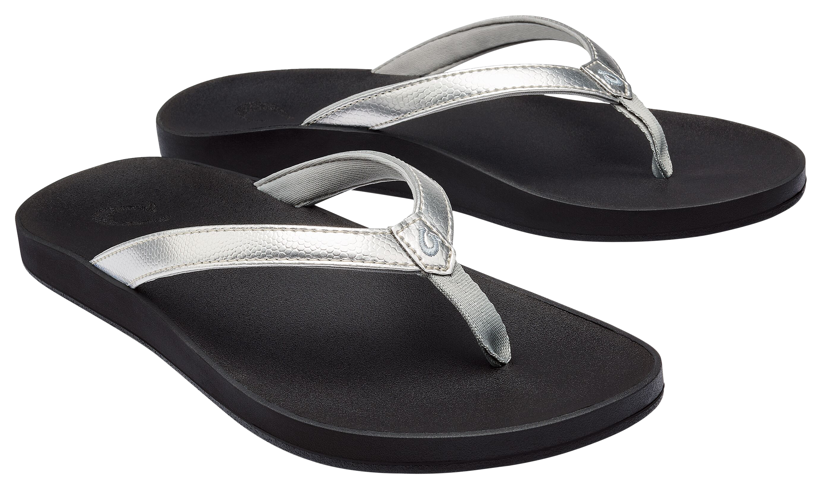 Image of OluKai Puawe Beach Sandals for Ladies - Silver/Black - 10M
