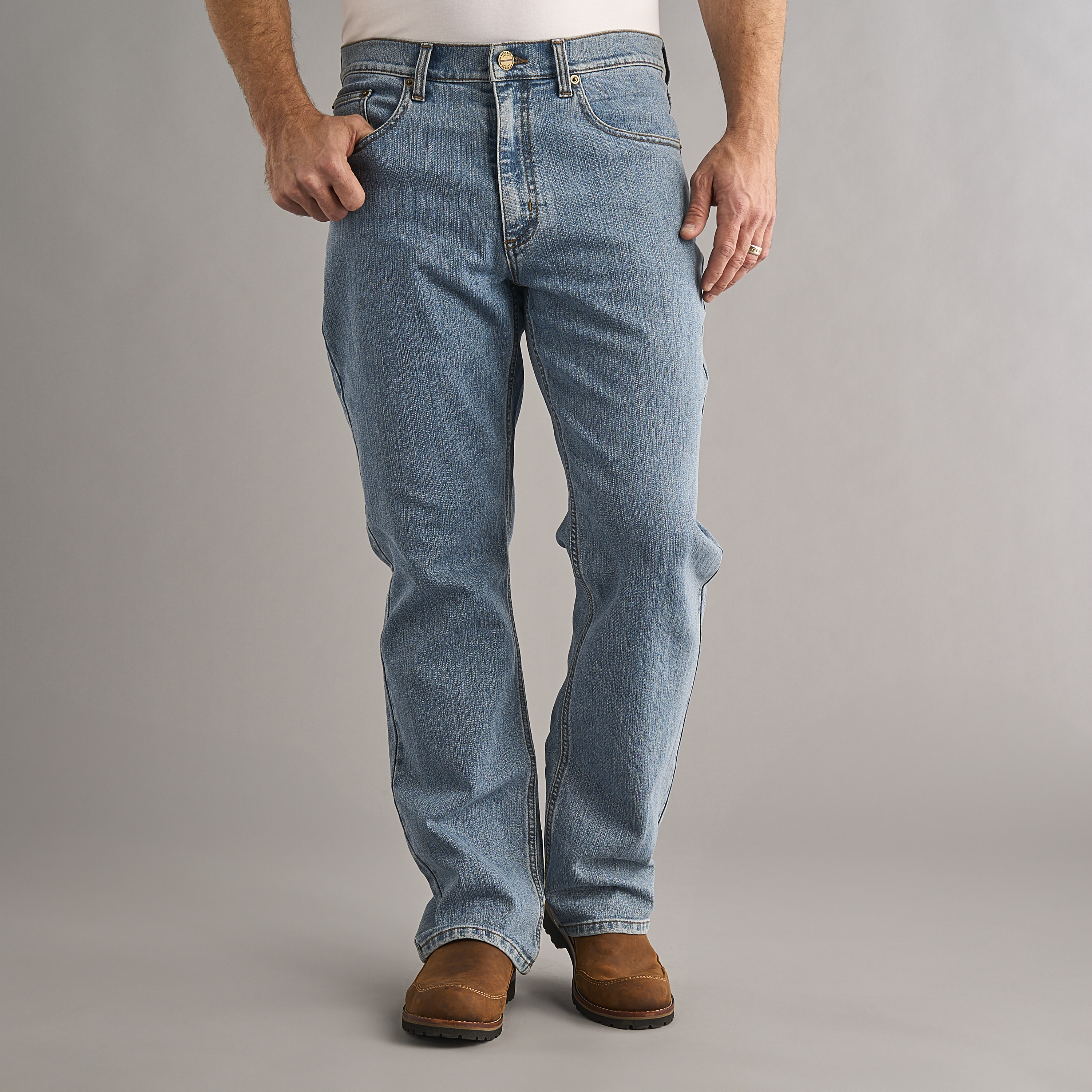 Image of RedHead Relaxed Flex Denim Jeans for Men - Light Wash - 38x31