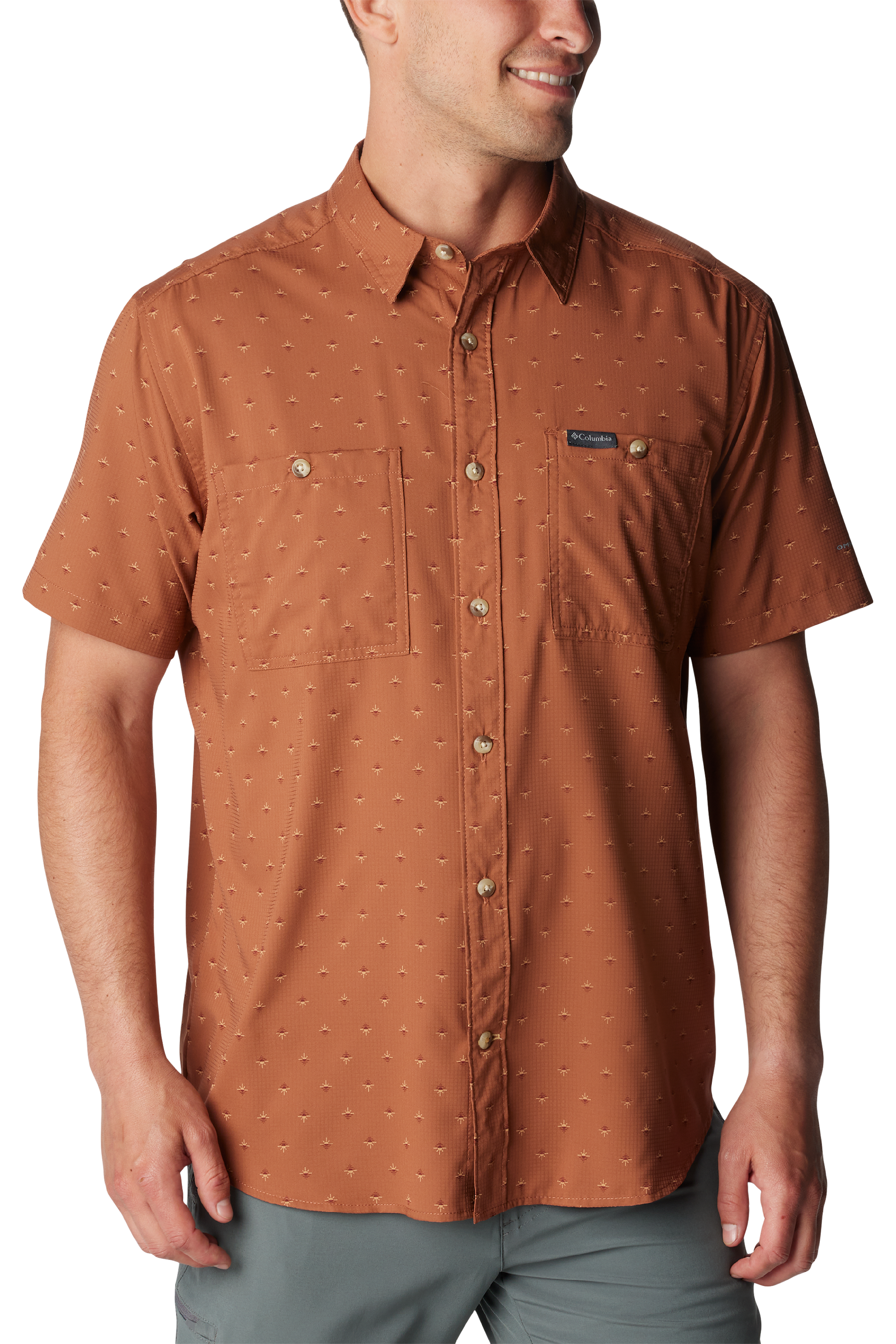 Image of Columbia Utilizer Printed Woven Short-Sleeve Button-Down Shirt for Men - Auburn Dawn Dot - S