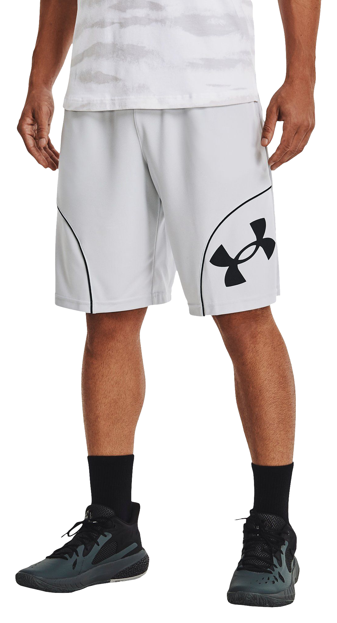 Image of "Under Armour Perimeter 11"" Shorts for Men - Halo Gray/Black"