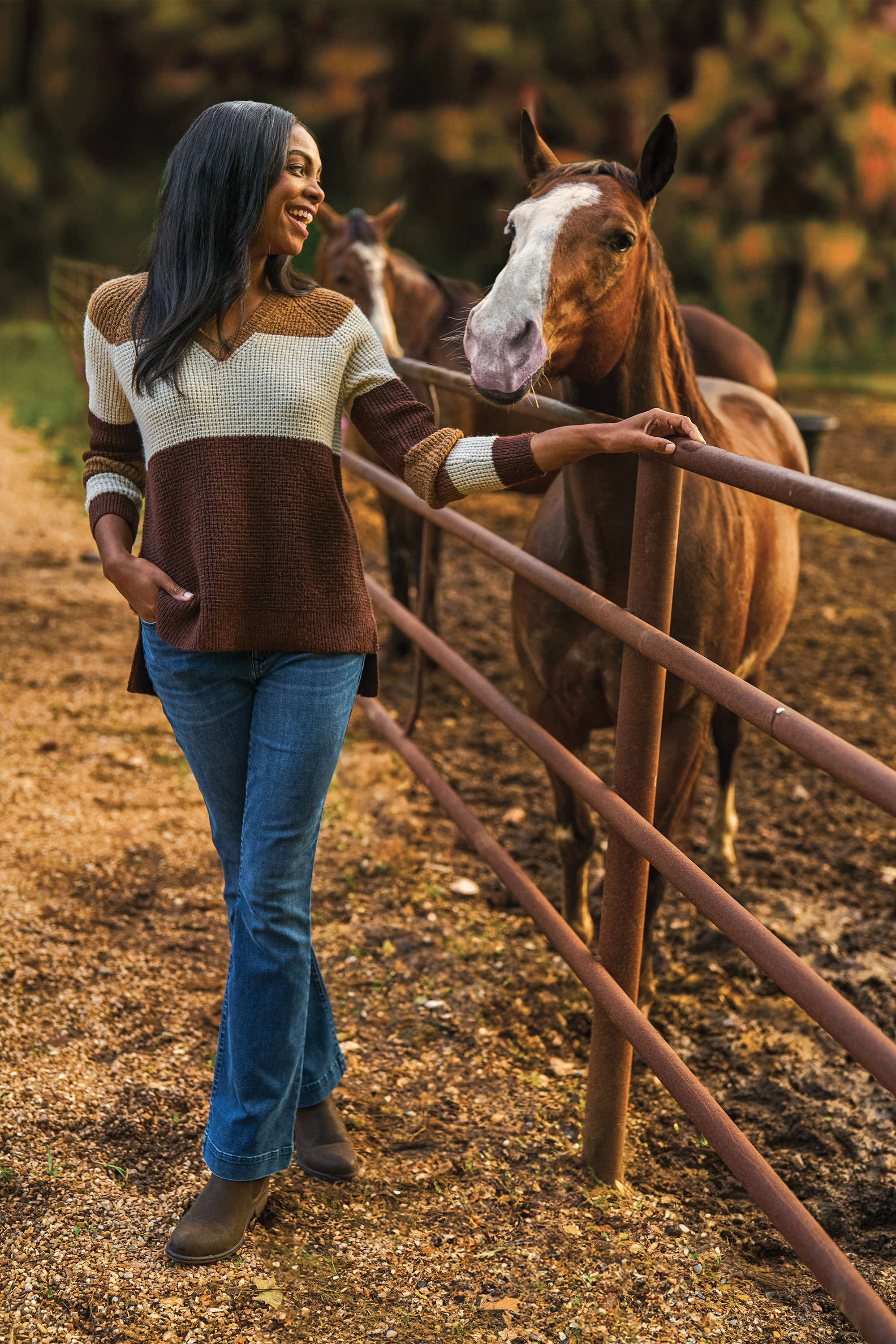 Image of Natural Reflections Tahoe Thermal V-Neck Sweater for Ladies - Tan Colorblock - L