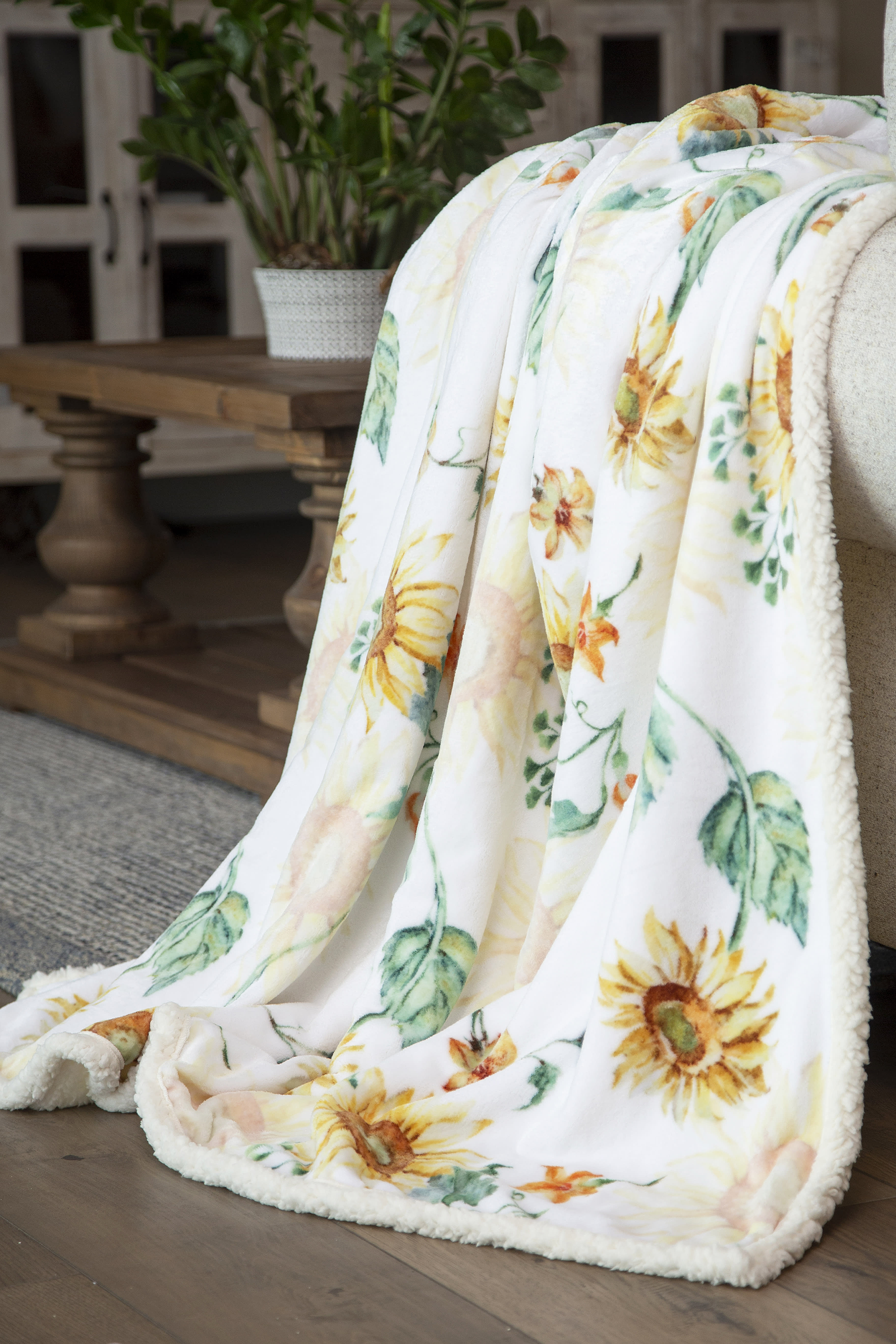 Image of Carstens, Inc. Sunflower Plush Sherpa Throw