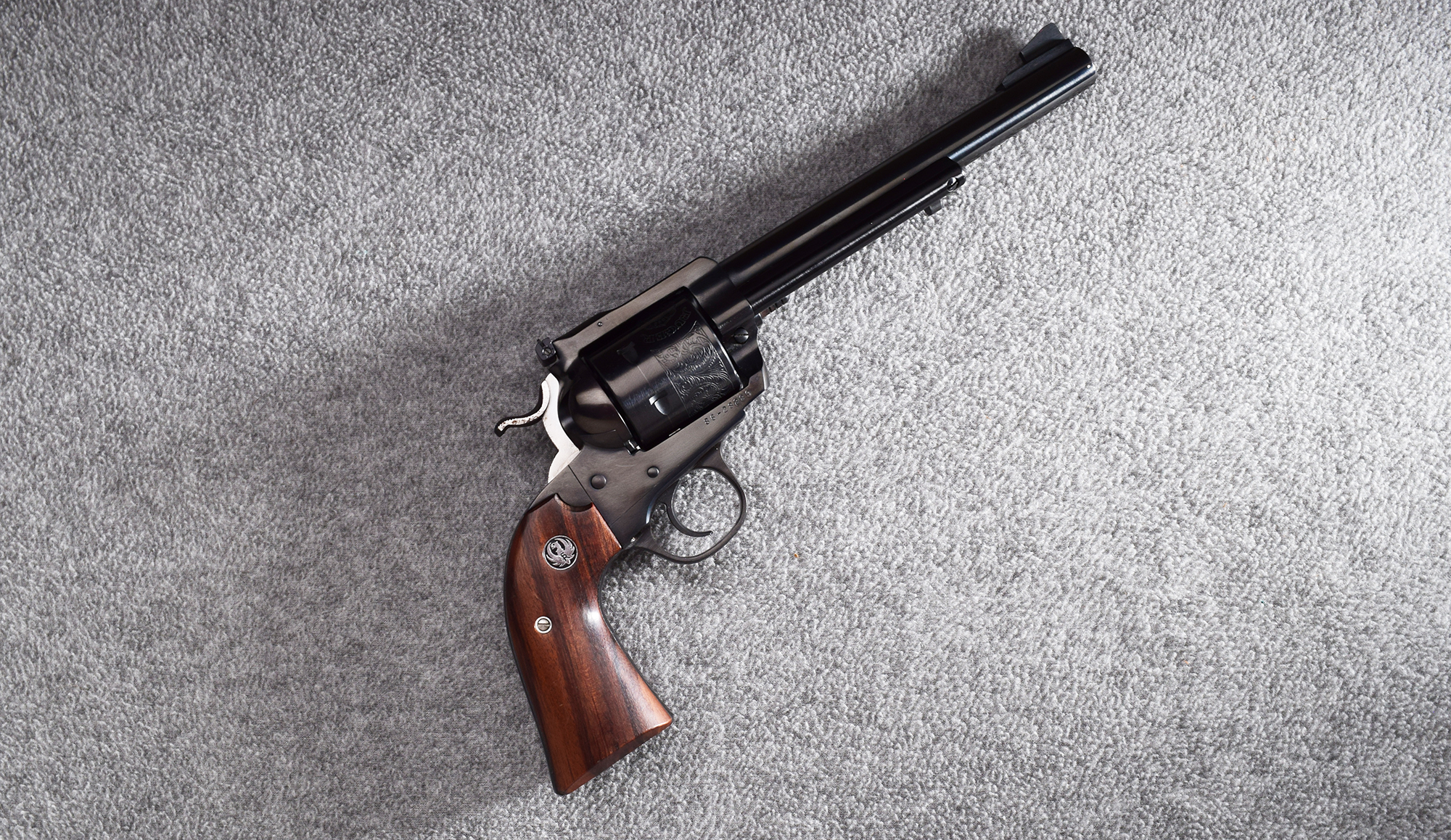 ++RUGER NEW MODEL SUPER BLACKHAW - Ruger