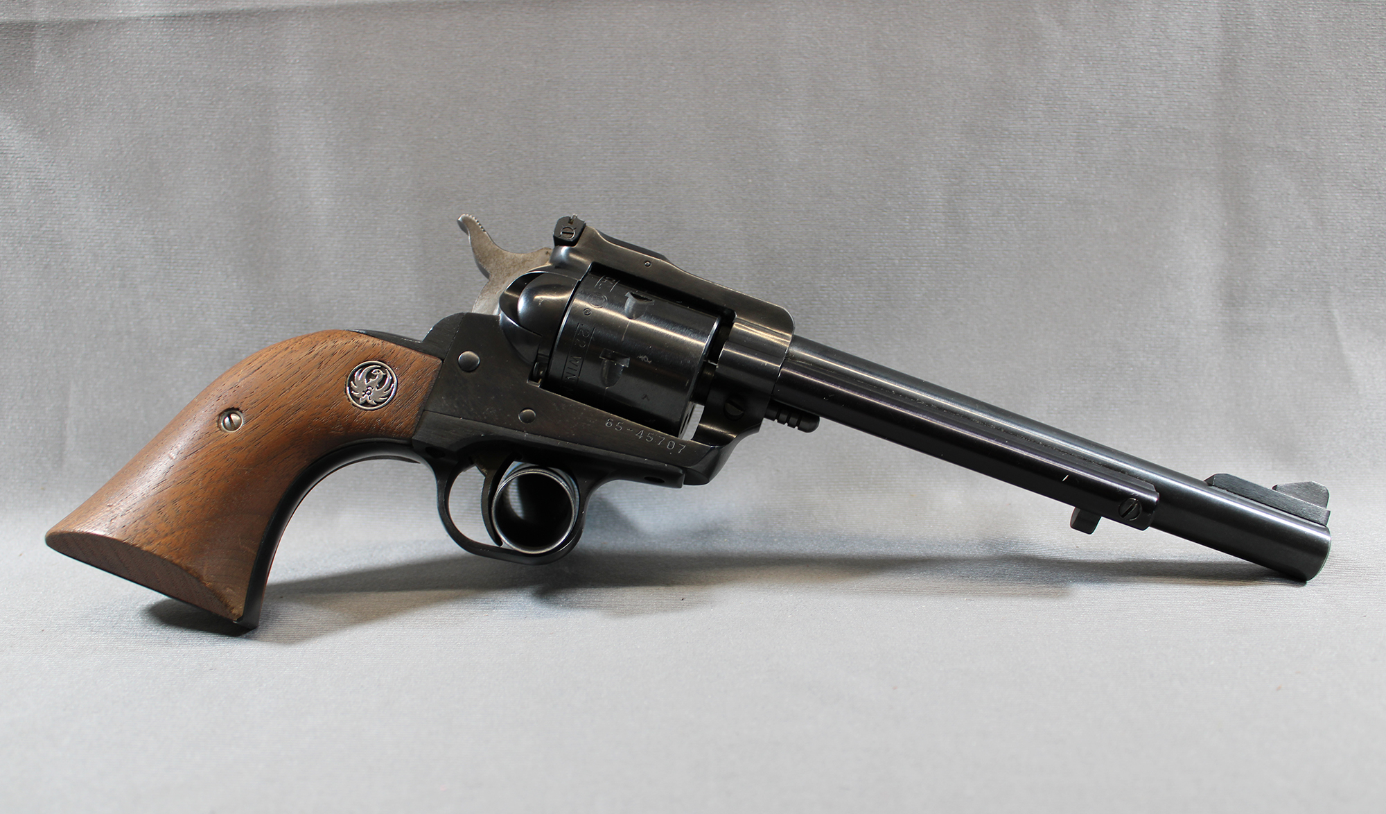 ++RUGER NEW MODEL SINGLE-SIX .22 - Ruger