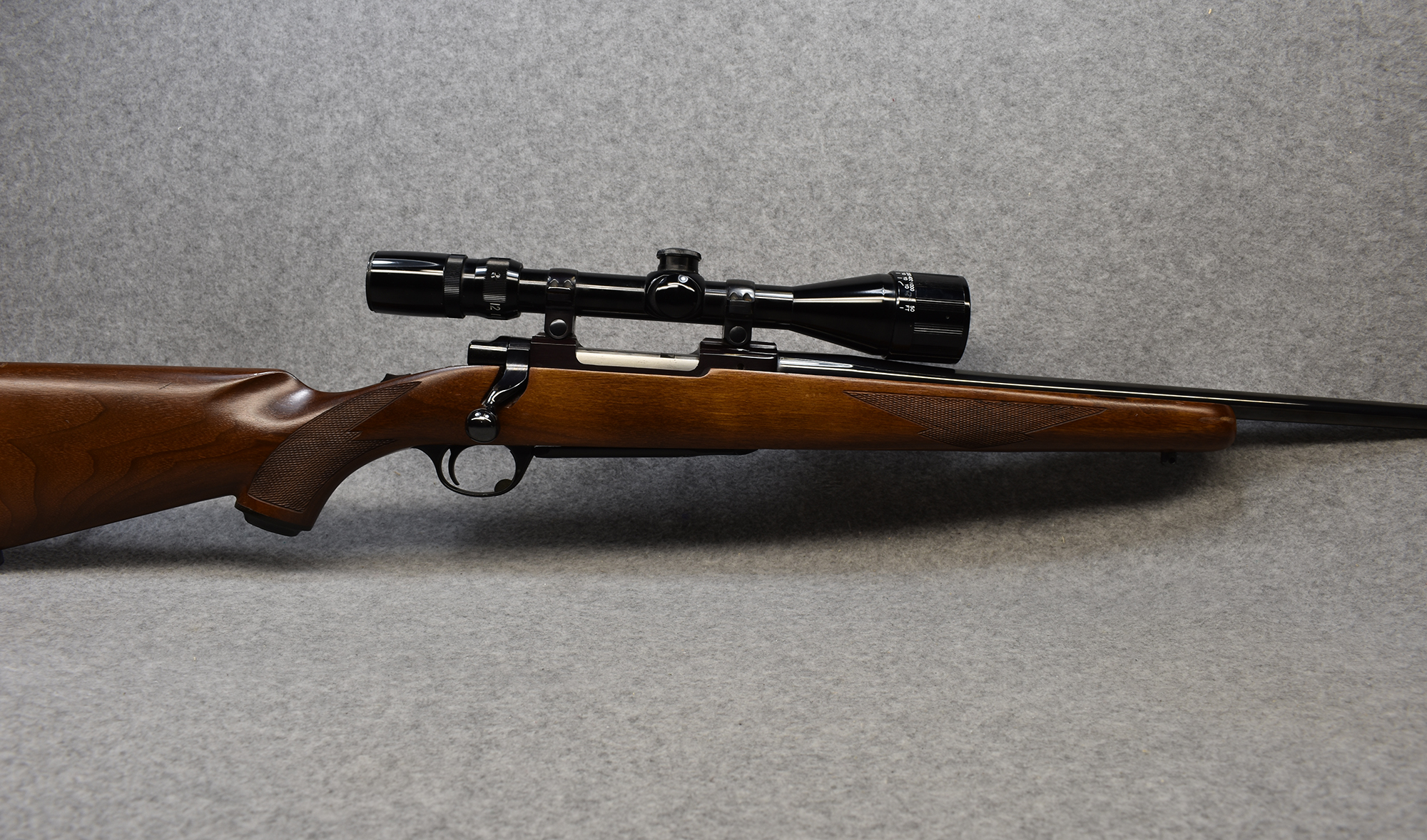 ++RUGER M77 .243 WINCHESTER - Ruger