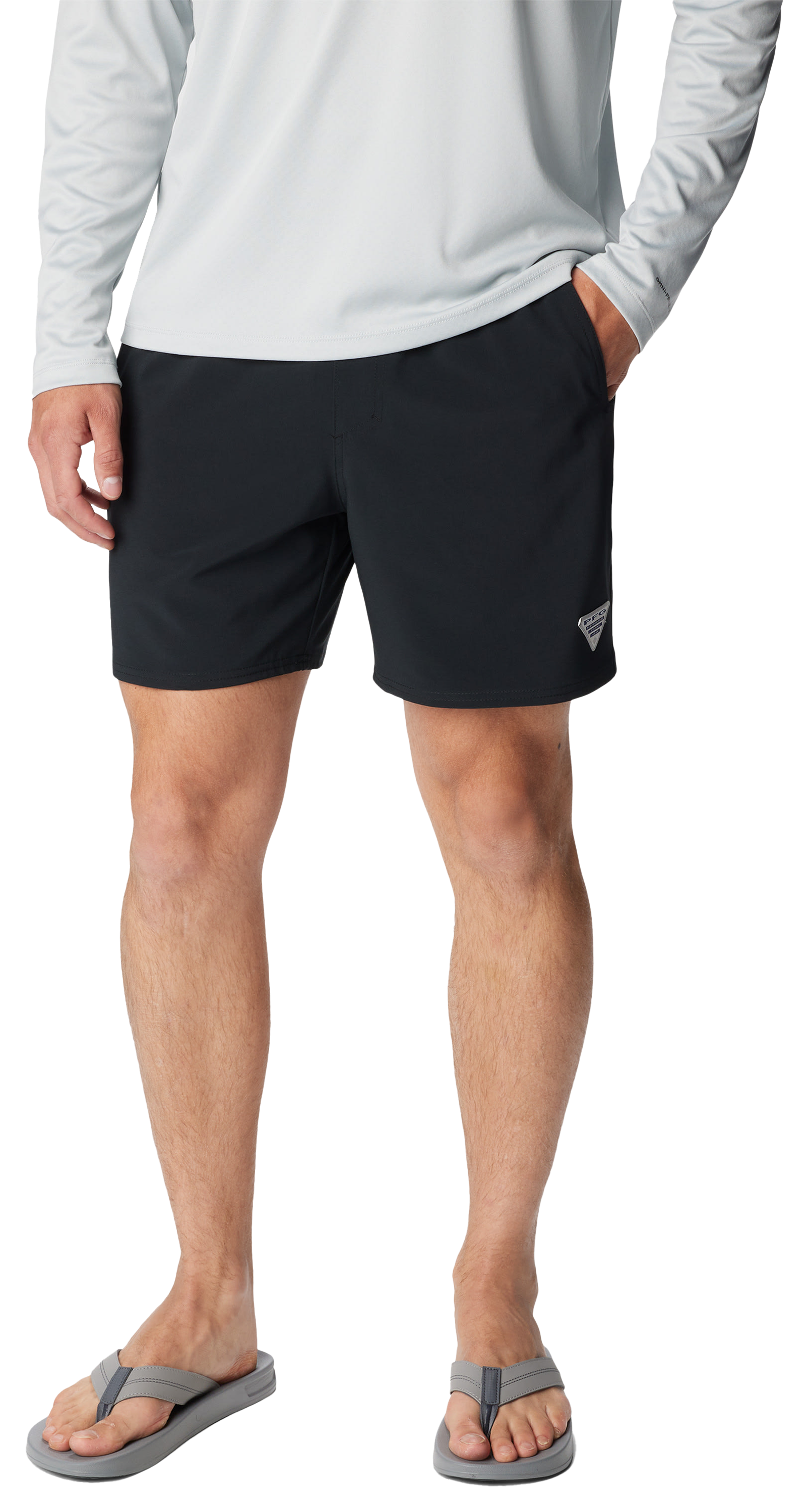Image of Columbia Terminal Roamer Stretch Shorts for Men - Black - L