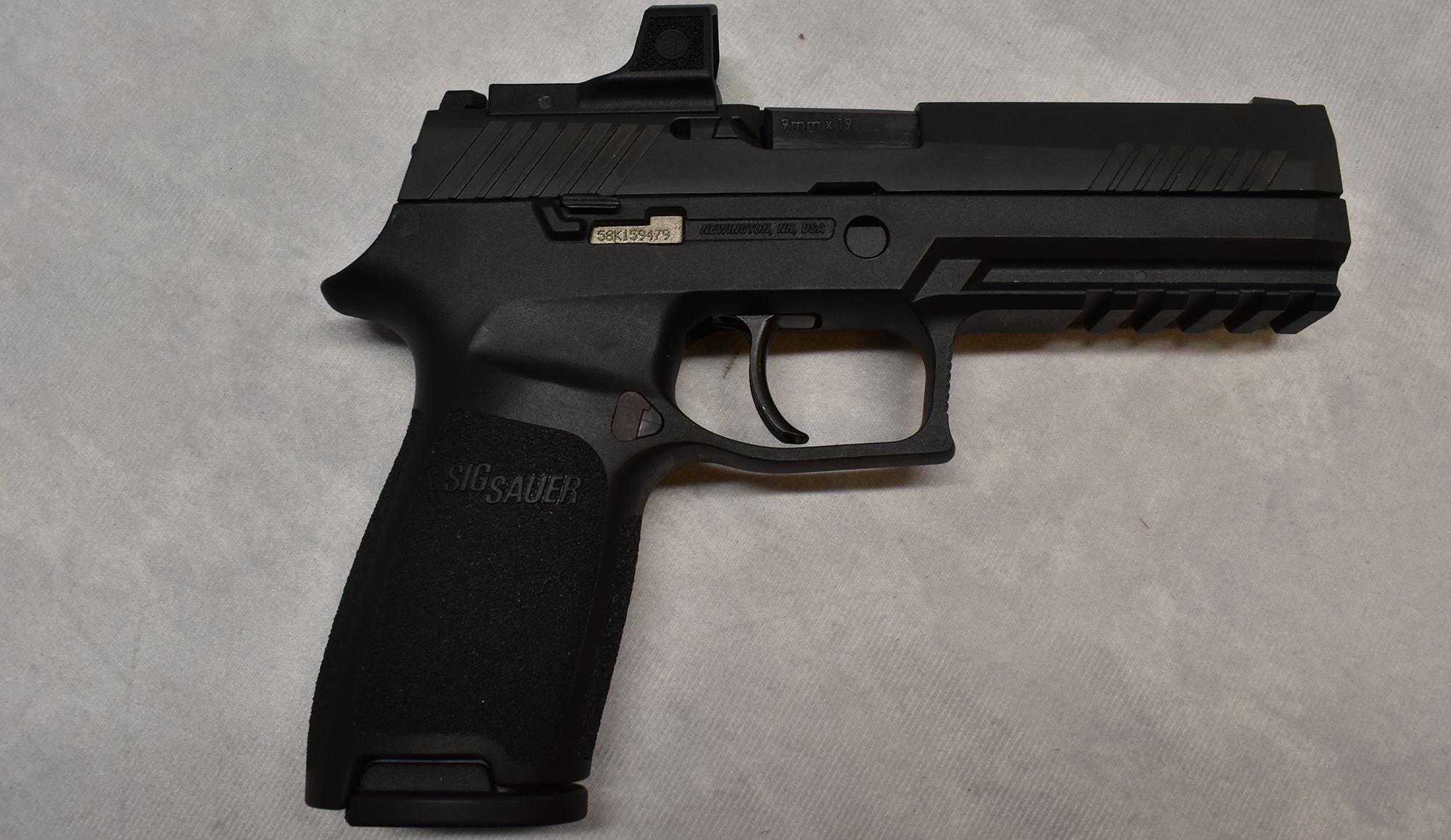 Sig Sauer ~ P320 ~ 9MM - Bass Pro Shops