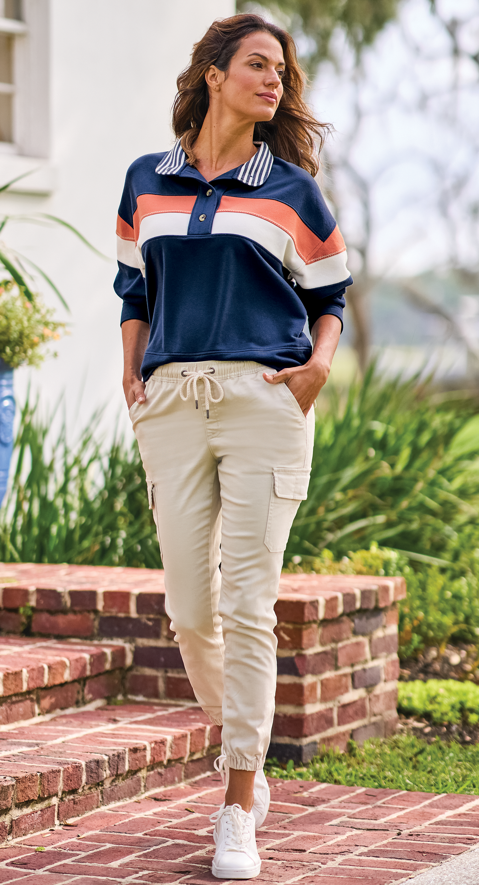 Natural Reflections Bella Vista Joggers for Ladies                                                                              