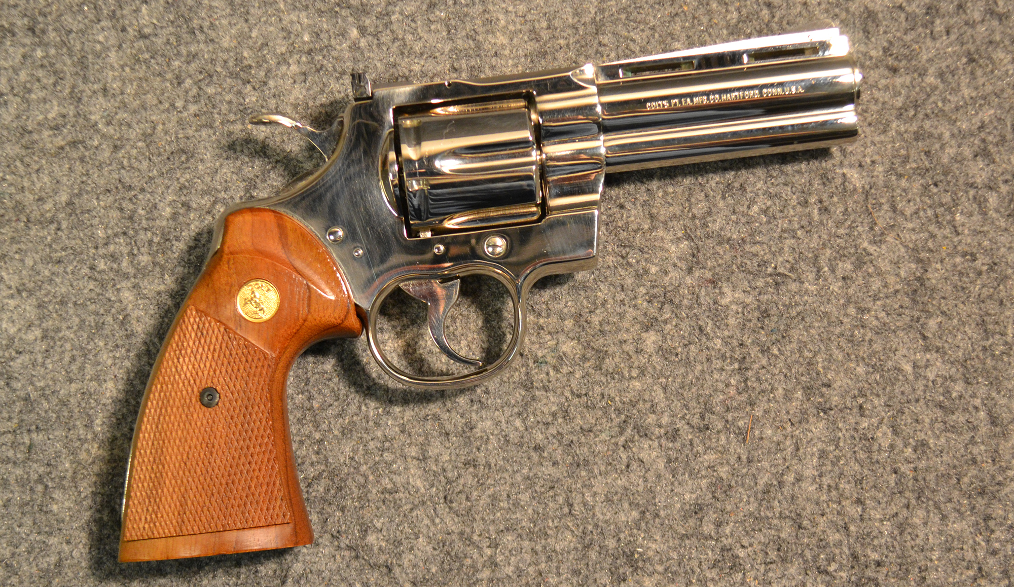 ++COLT PYTHON .357 MAGNUM - Colt