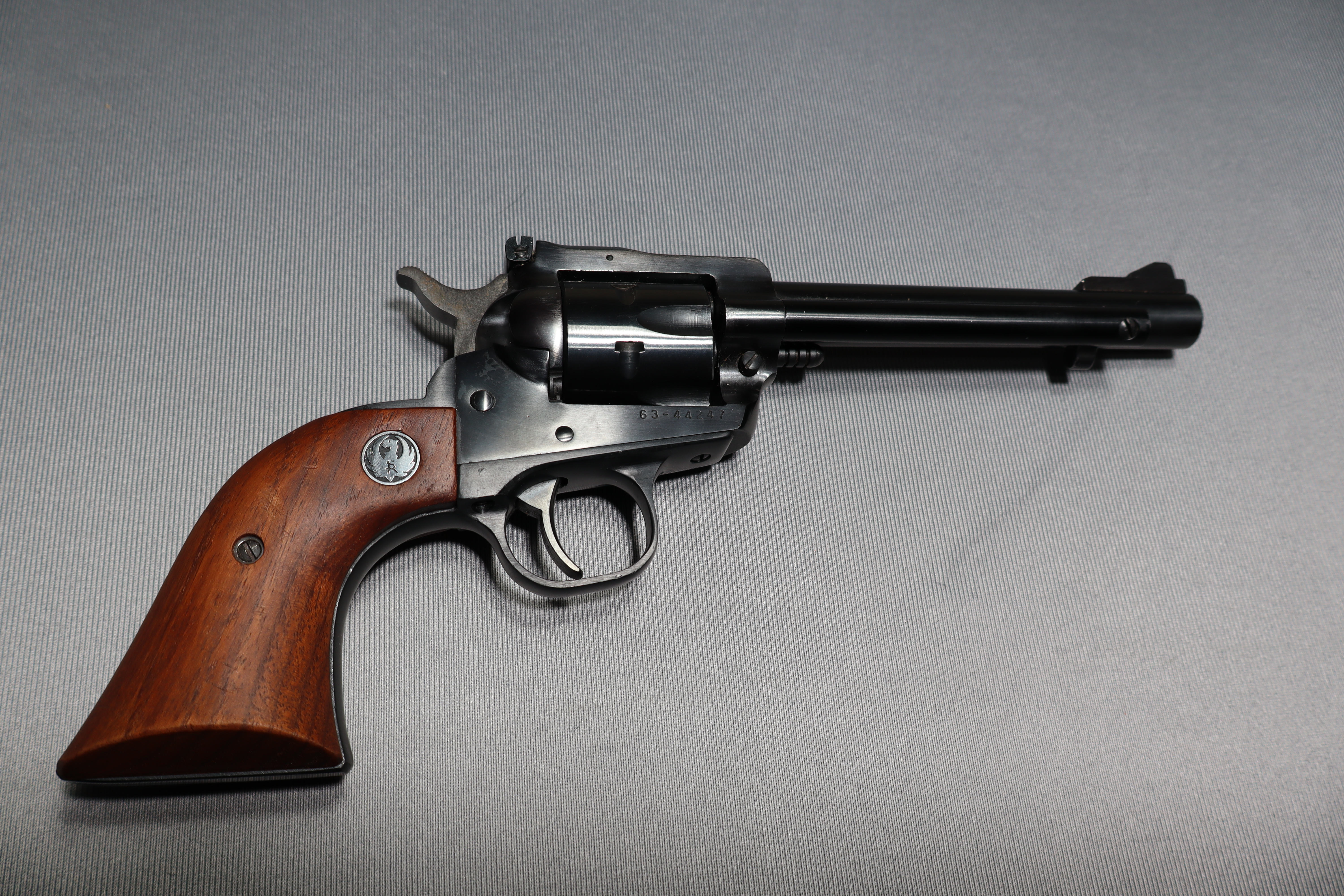 ++RUGER NEW MODEL SINGLE SIX .22 - Ruger